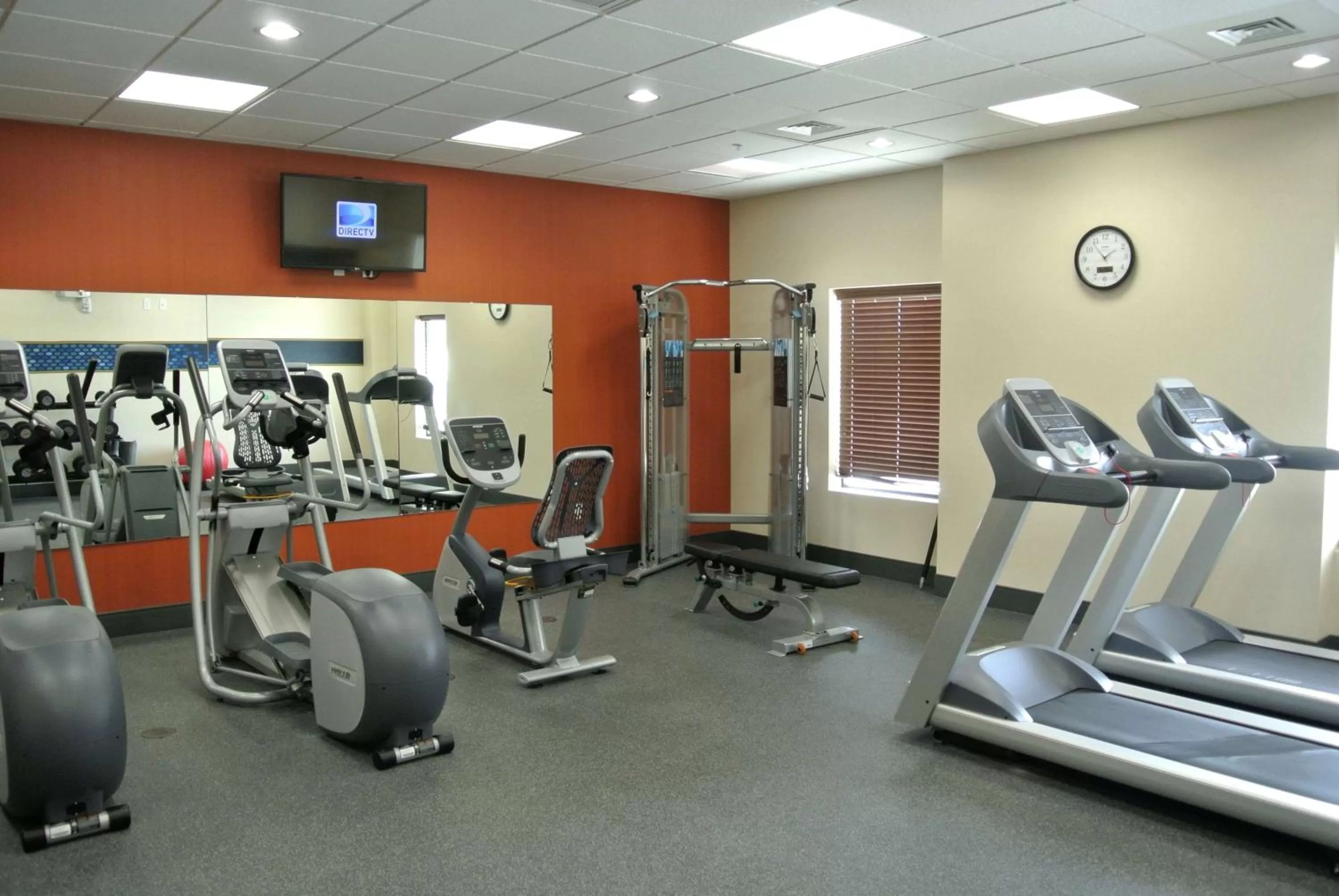 Fitness centre/facilities in Hampton Inn Carrizo Springs