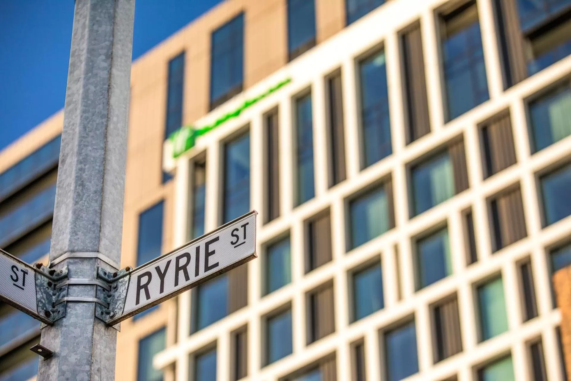 Property building in Holiday Inn & Suites Geelong by IHG