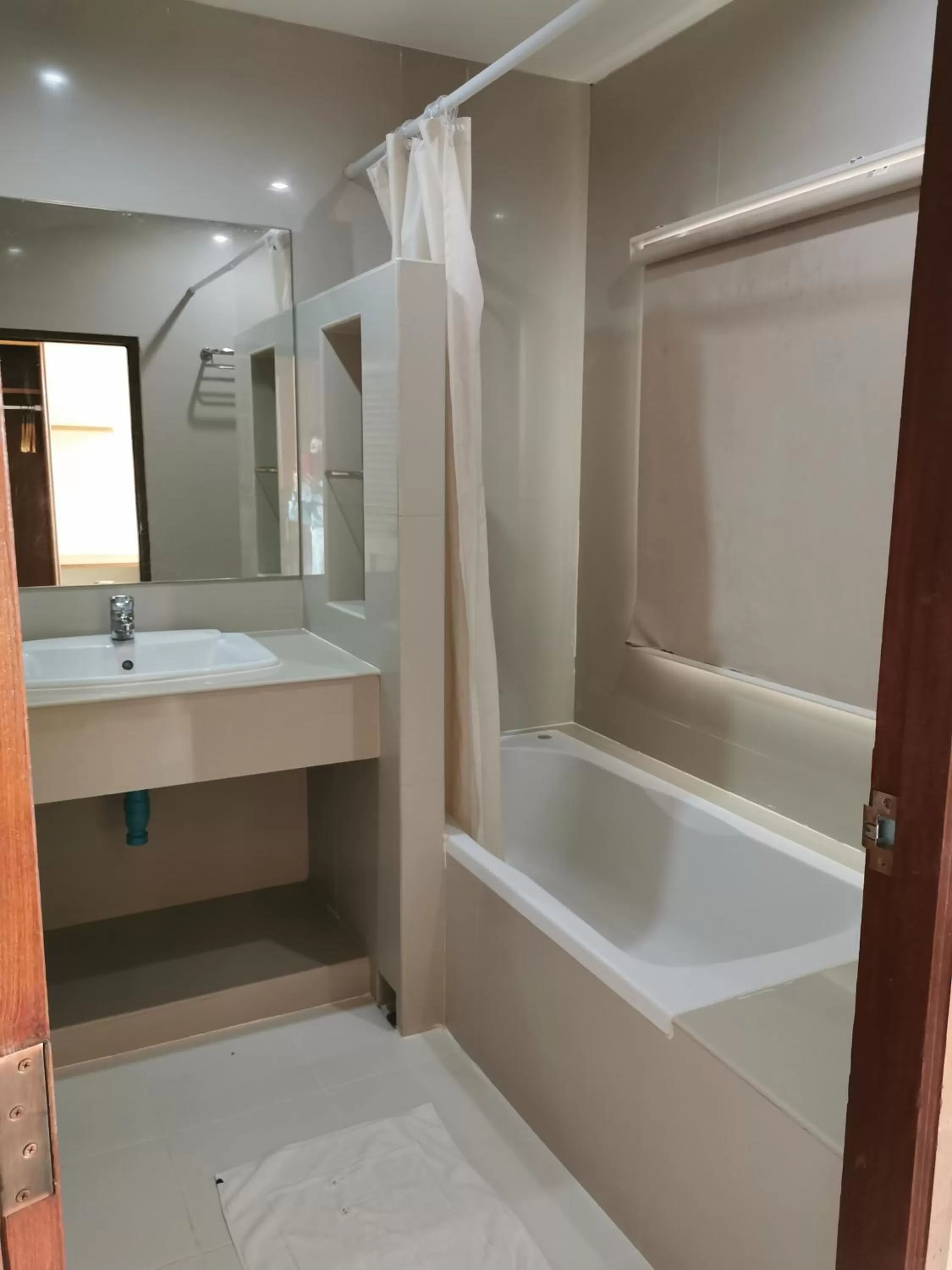 Bathroom in Morakot Twin Chumphon