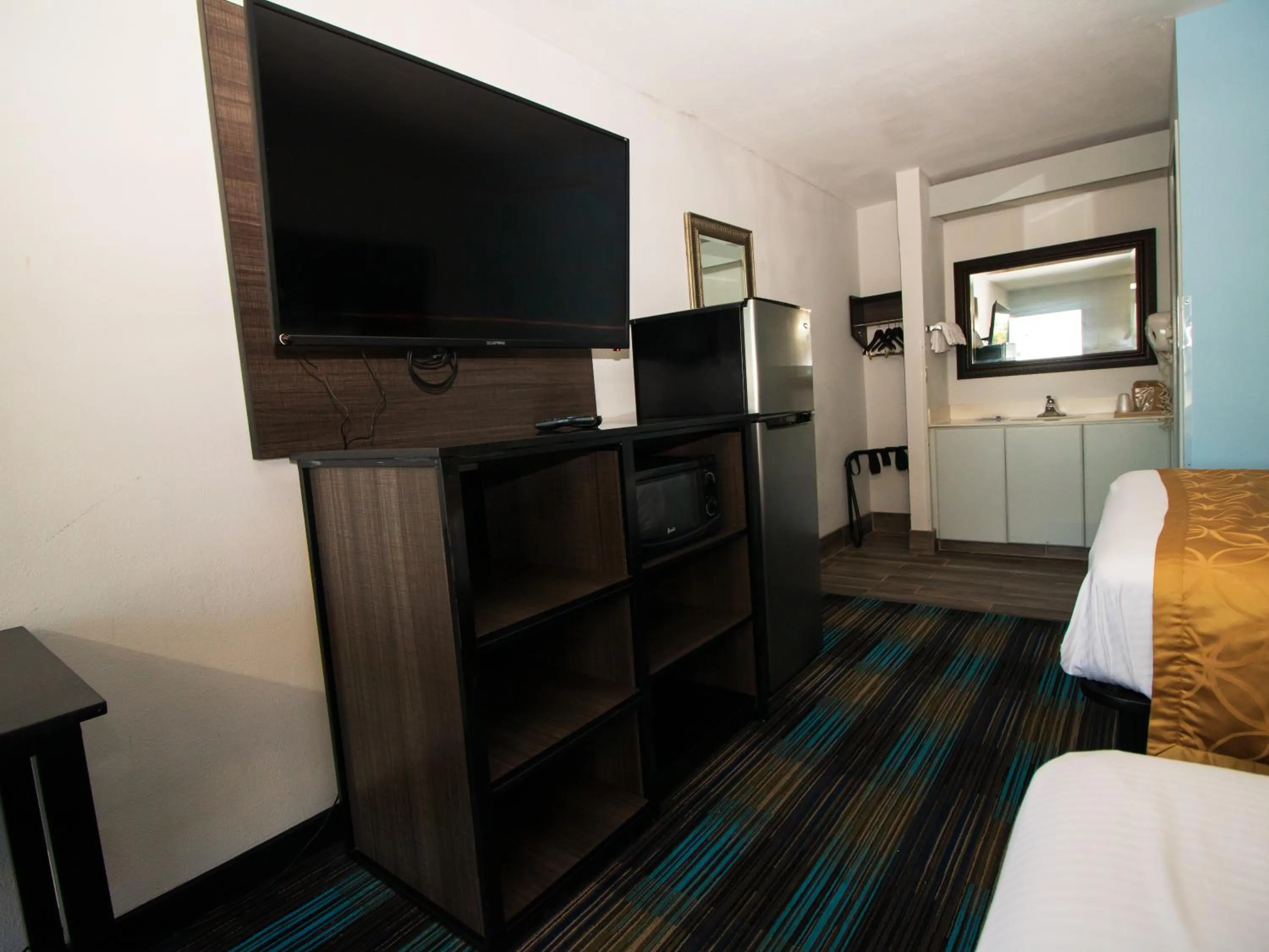 TV and multimedia, Bed in Sweet Dream Inn - University Park