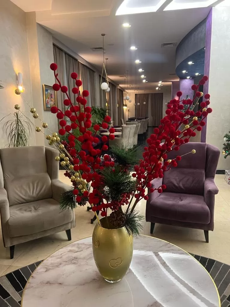 Lobby/Reception in East Palace Hotel