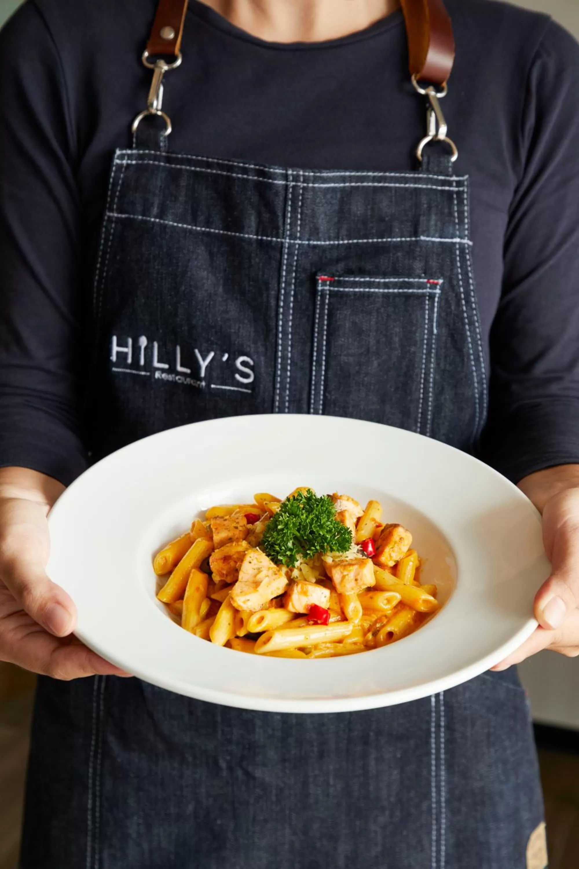 Lunch in The Quarter Ladprao by UHG