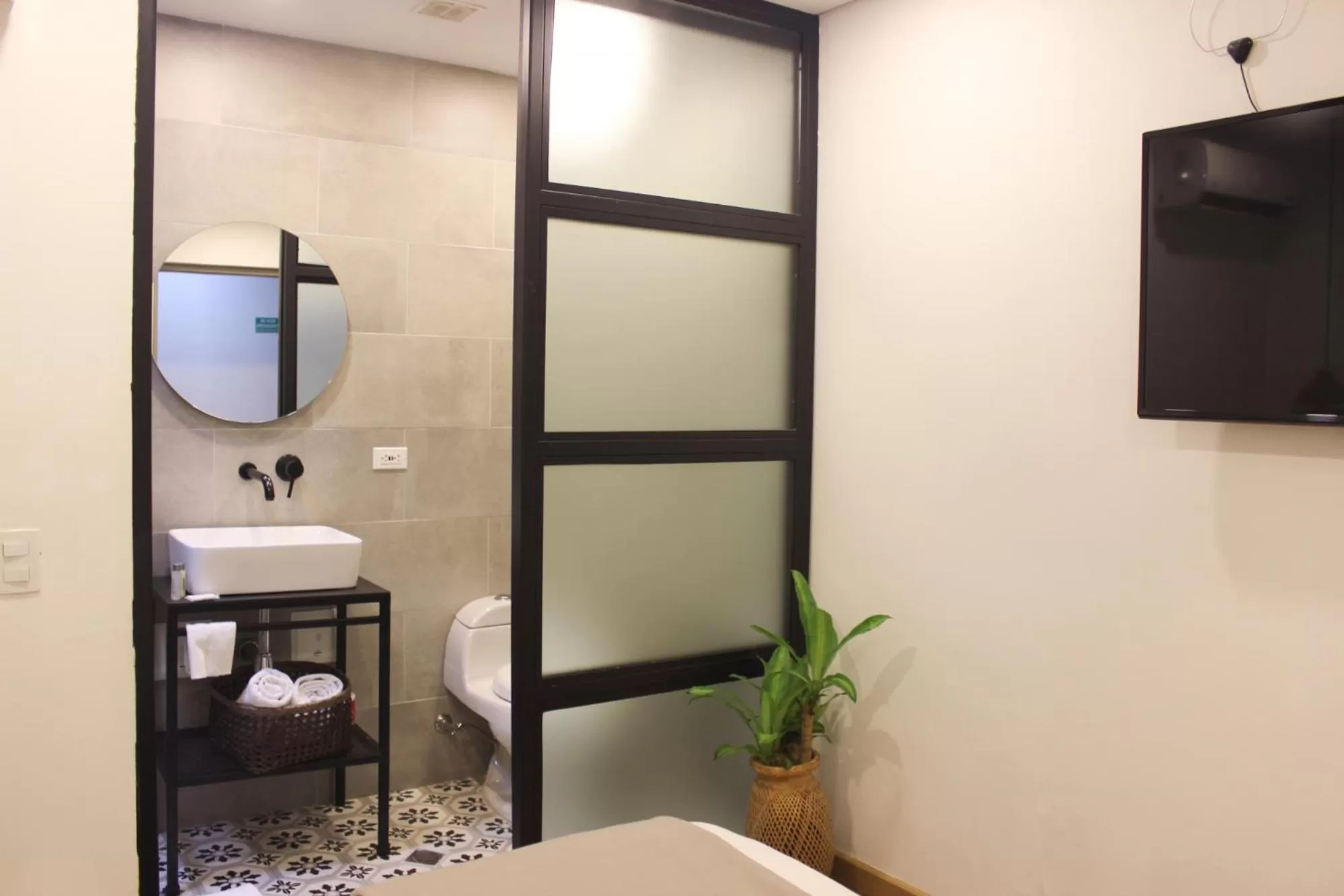 Bathroom in 574 Hotel