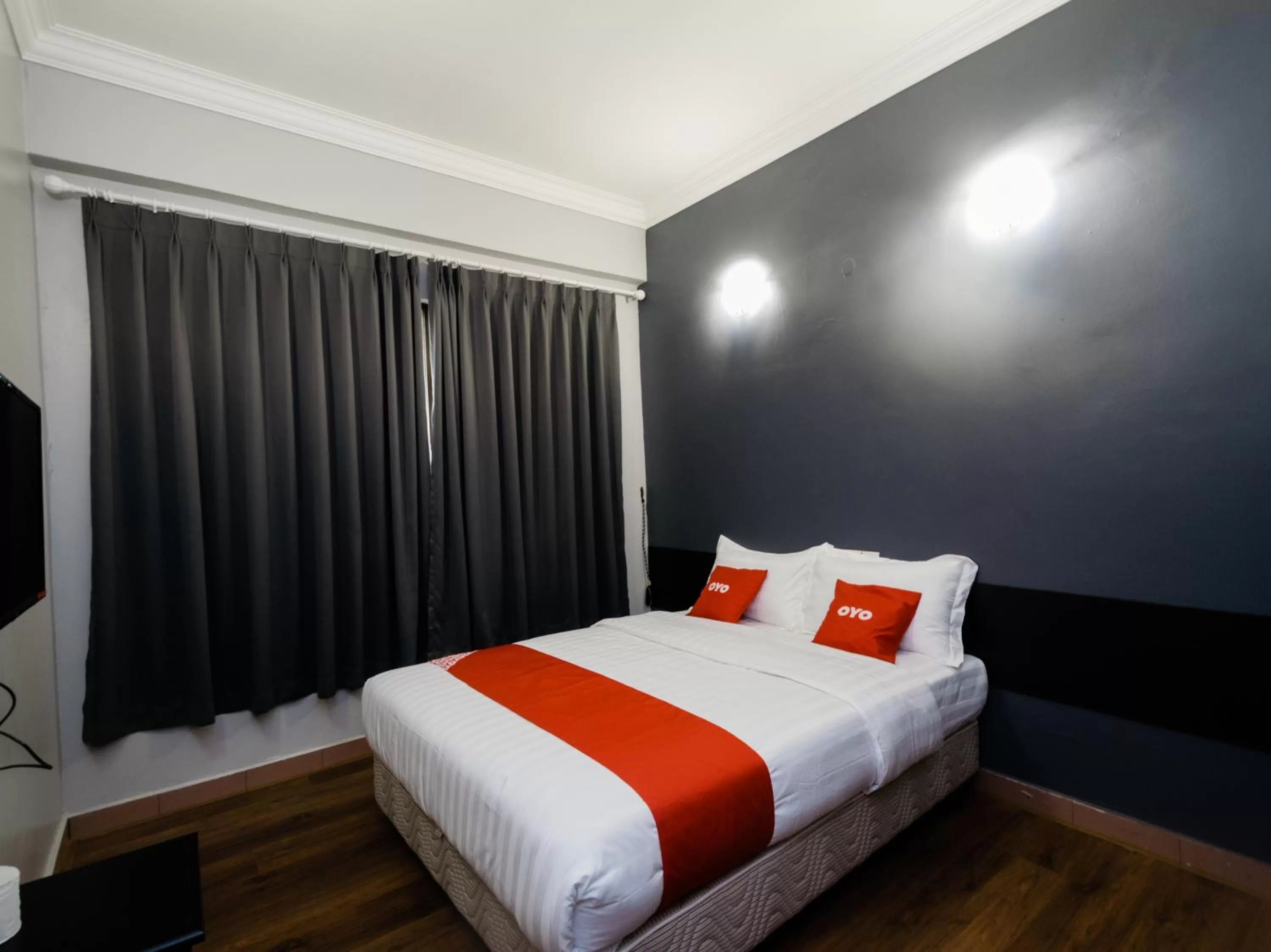 Bedroom, Bed in OYO 89578 Dung Fang Hotel No.1 Sibu