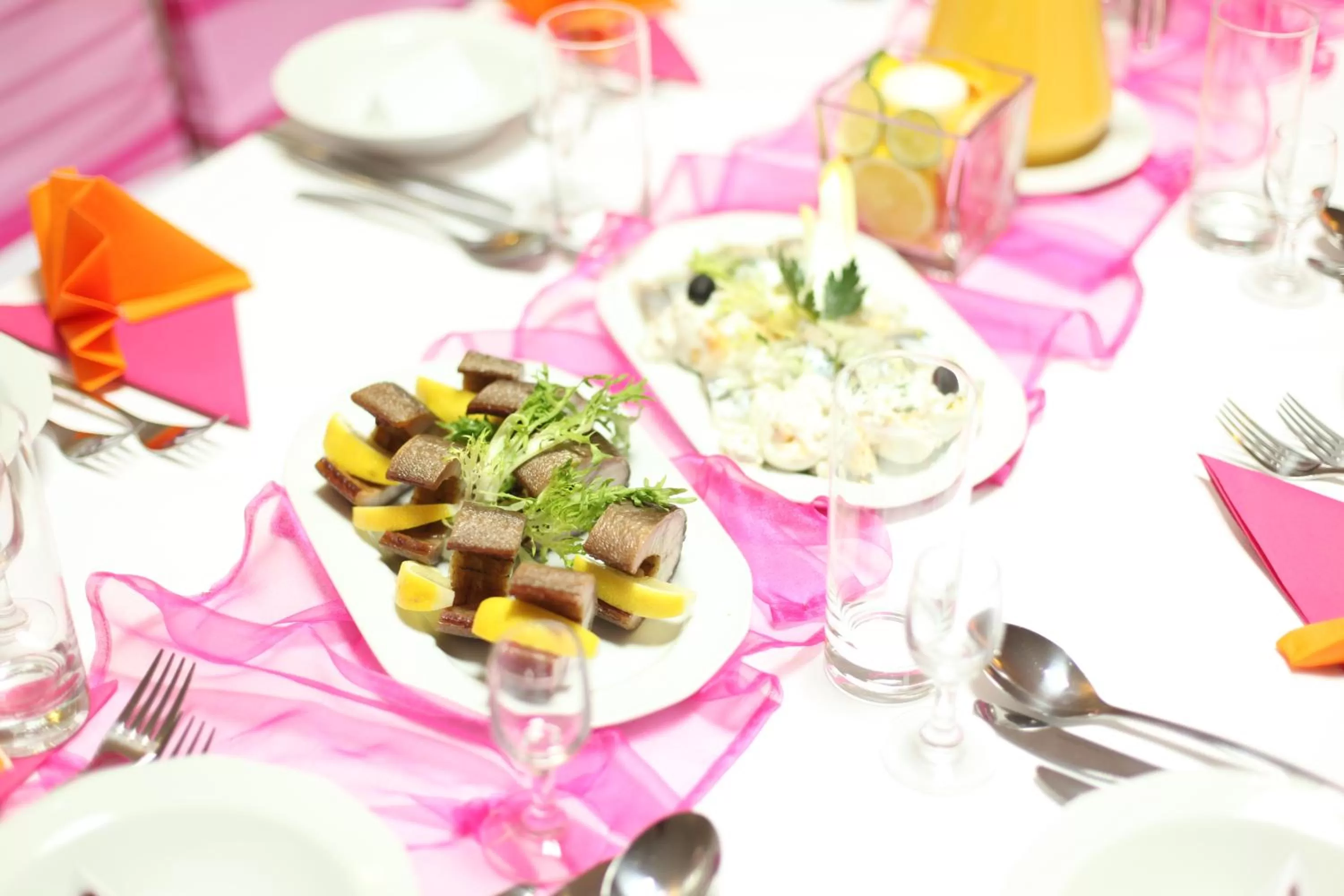 Restaurant/places to eat in Hotel Huszcza