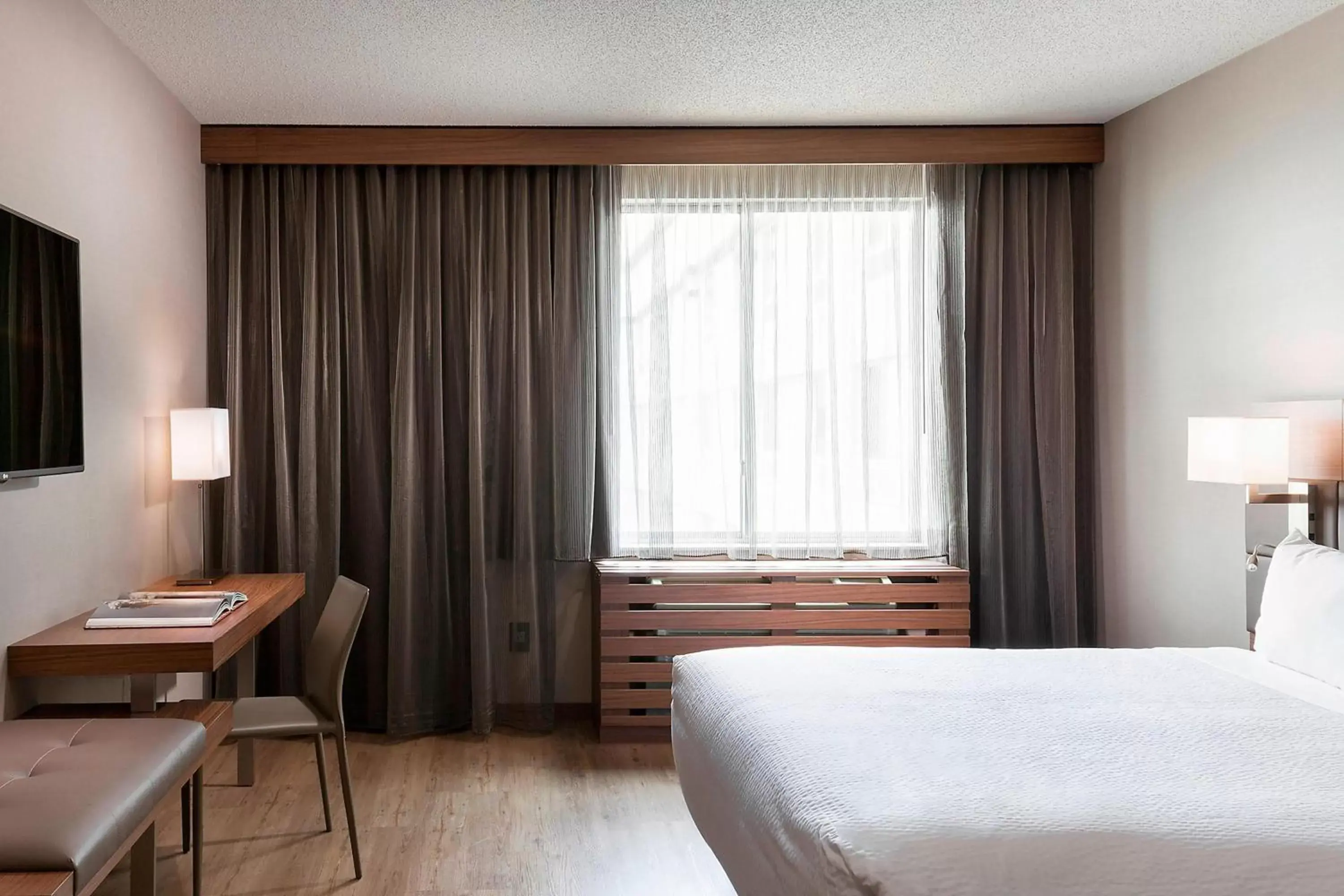 Classic King Room in AC Hotel Chicago Downtown Classic King Room in AC Hotel Chicago Downtown