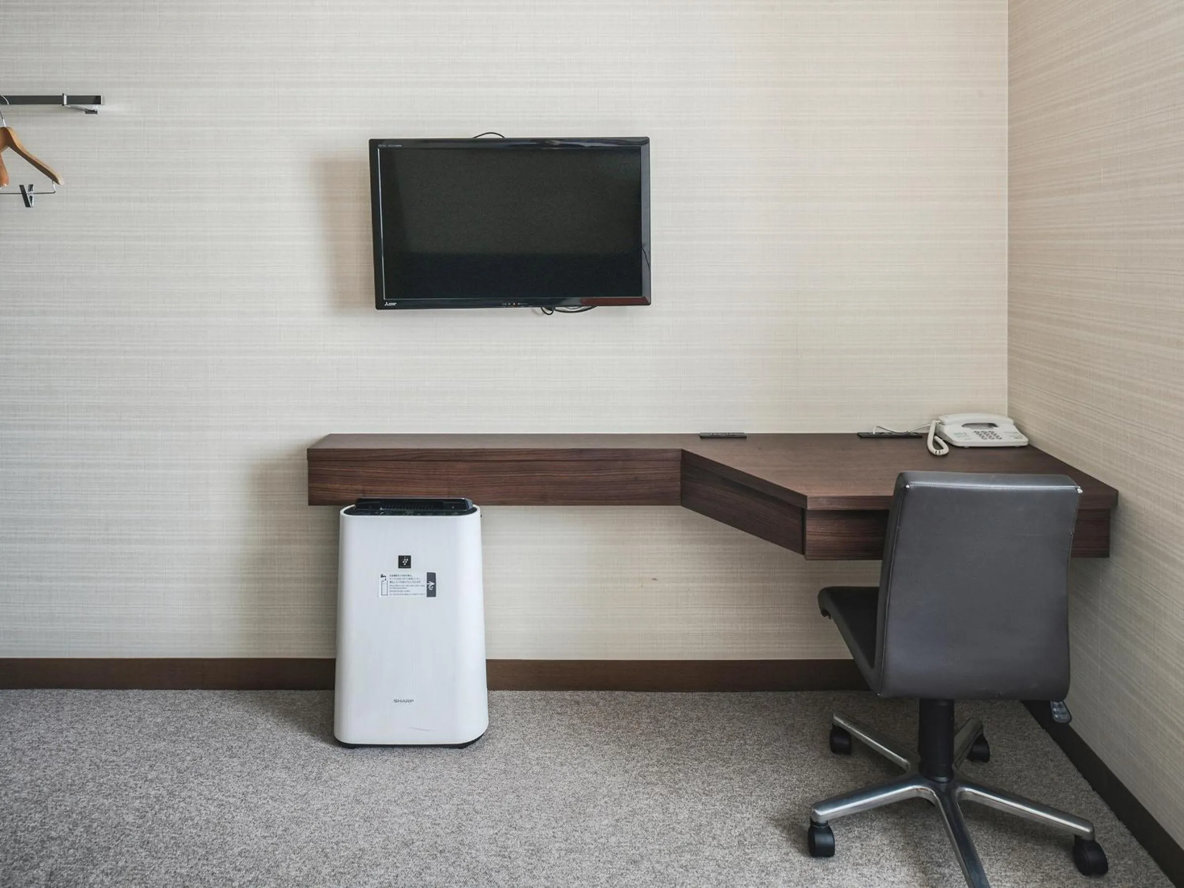 TV and multimedia in Vessel Inn Yachiyo Katsudai Station