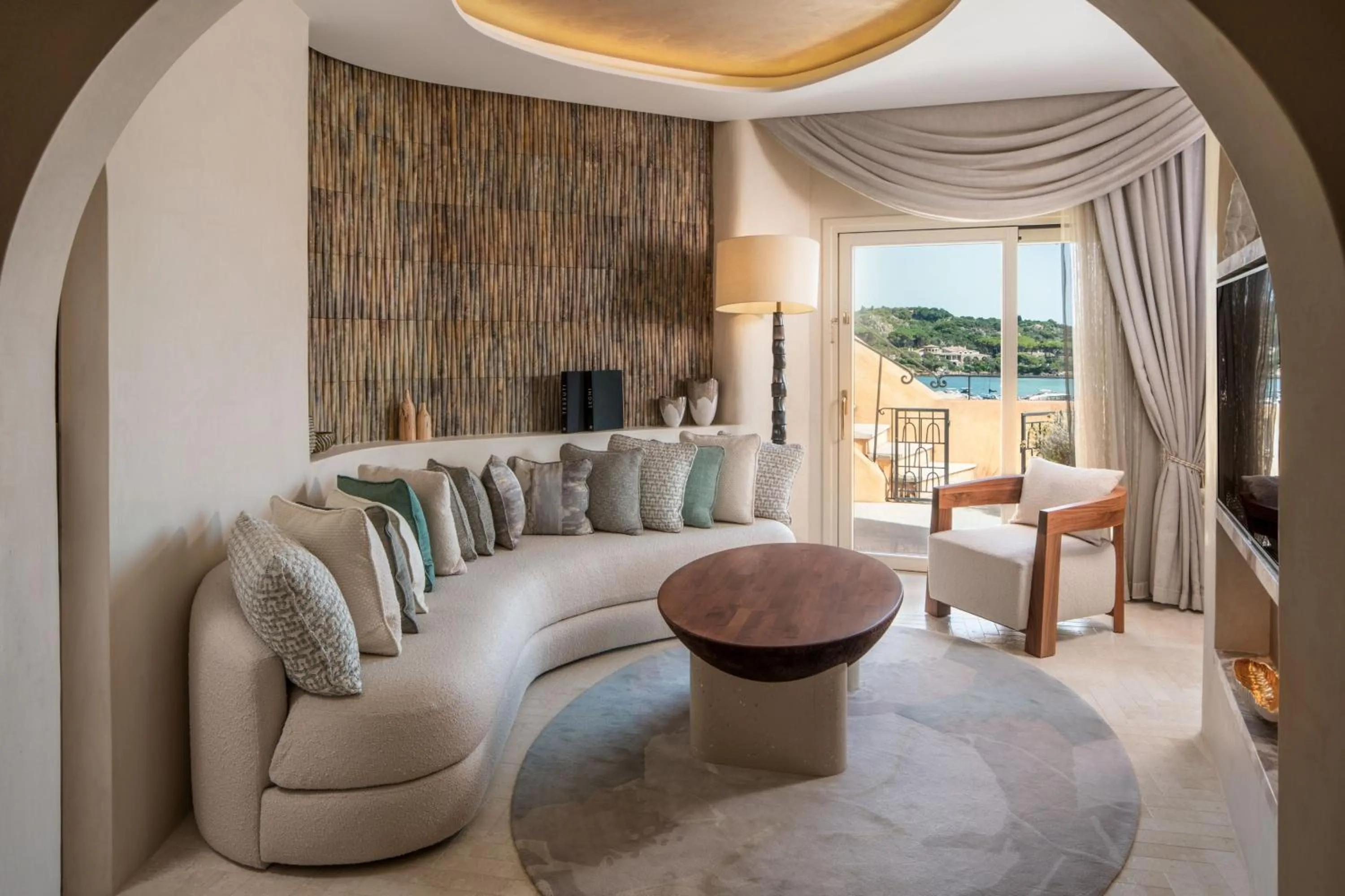 Living room in Hotel Cala di Volpe, a Luxury Collection Hotel, Costa Smeralda