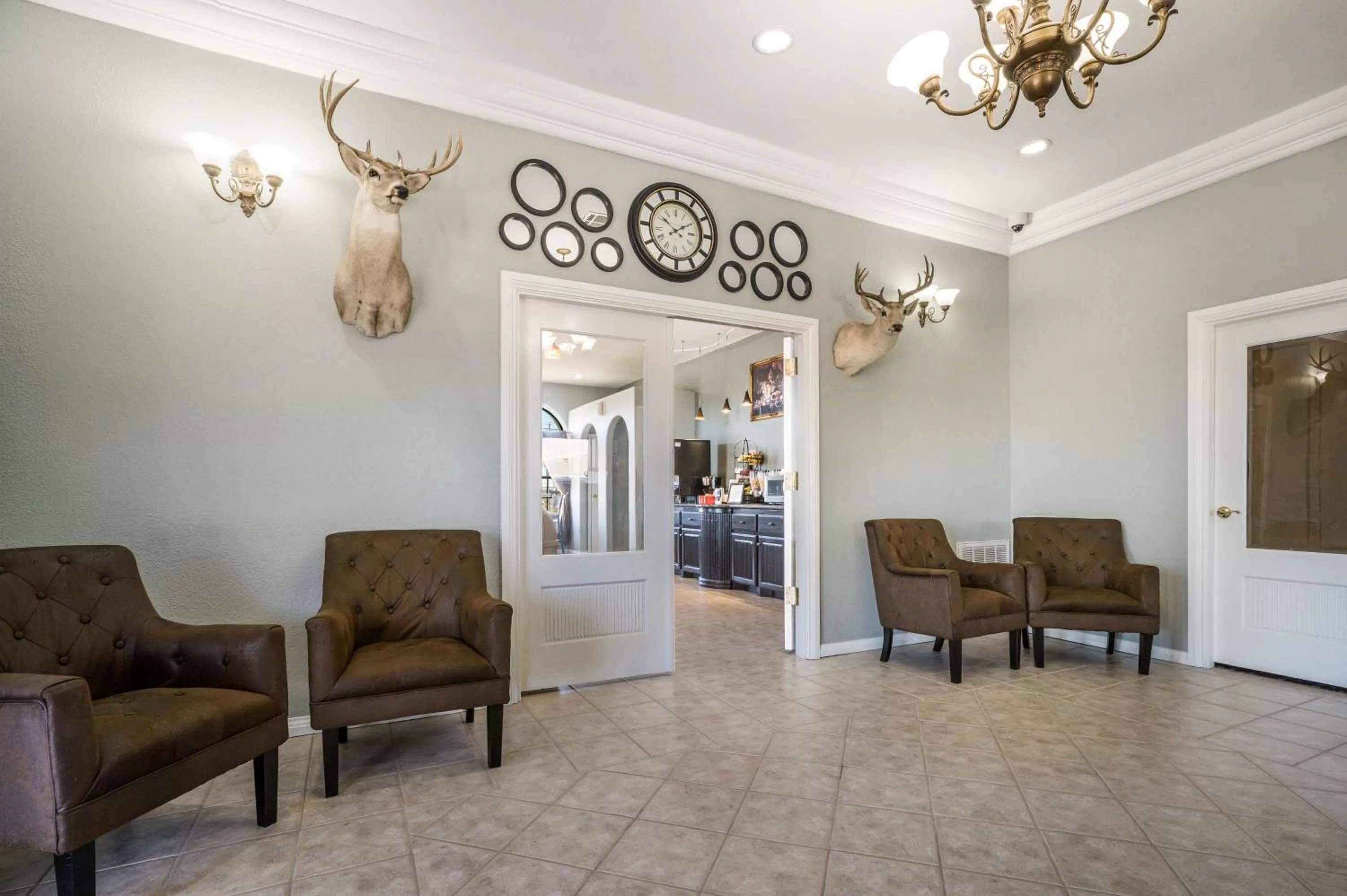 Lobby or reception in SureStay Hotel by Best Western Alice