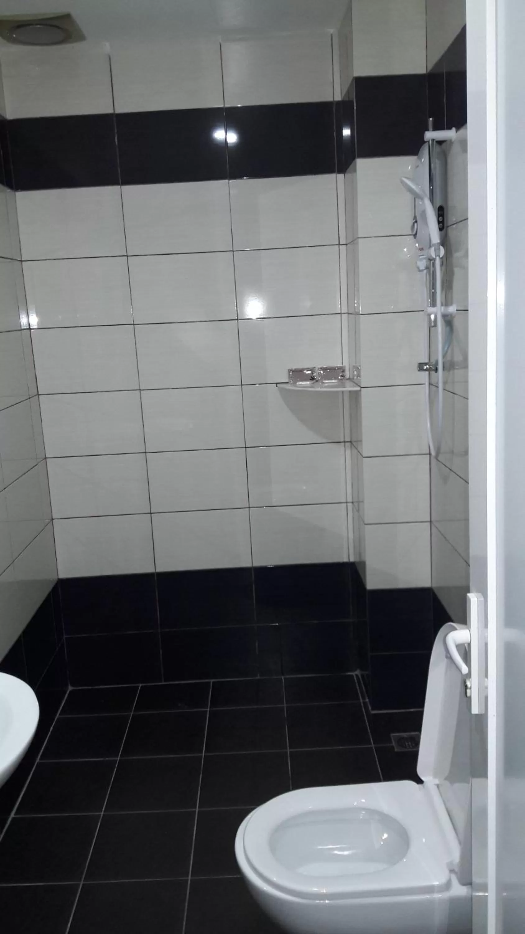 Bathroom in Destini Akef Villa