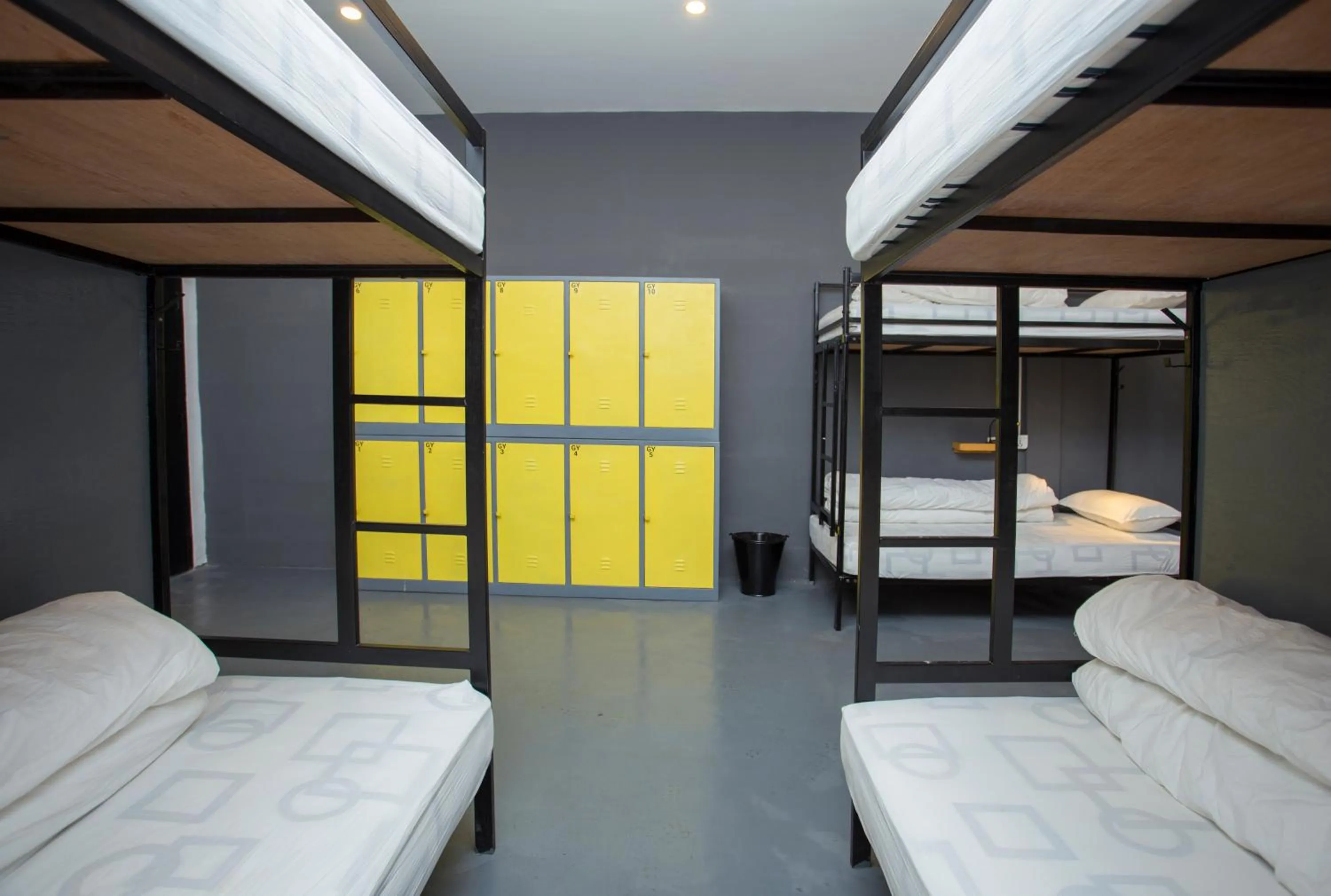 bunk bed, Bed in Yakety Yak Hostel