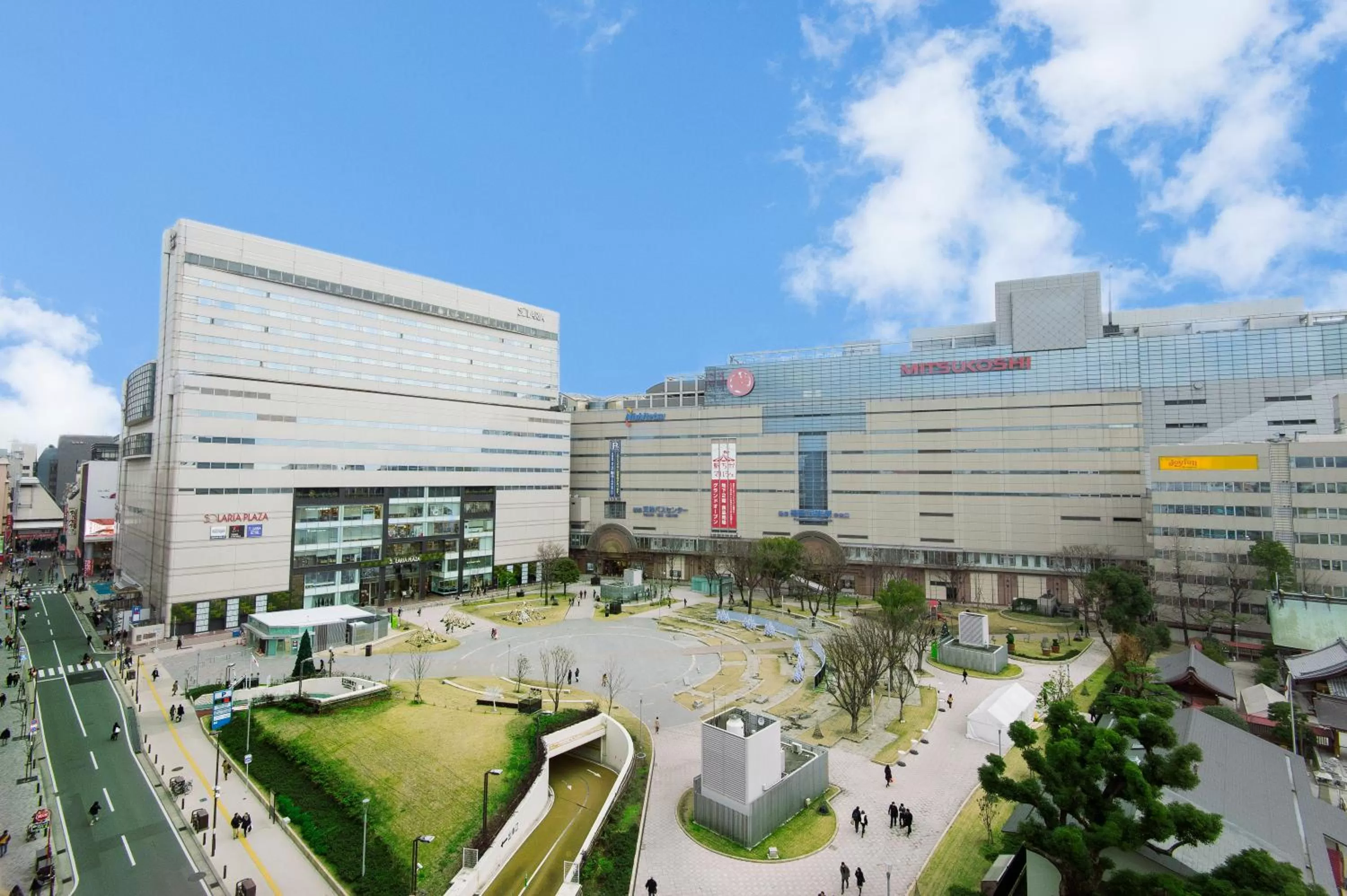 Facade/entrance in Solaria Nishitetsu Hotel Fukuoka