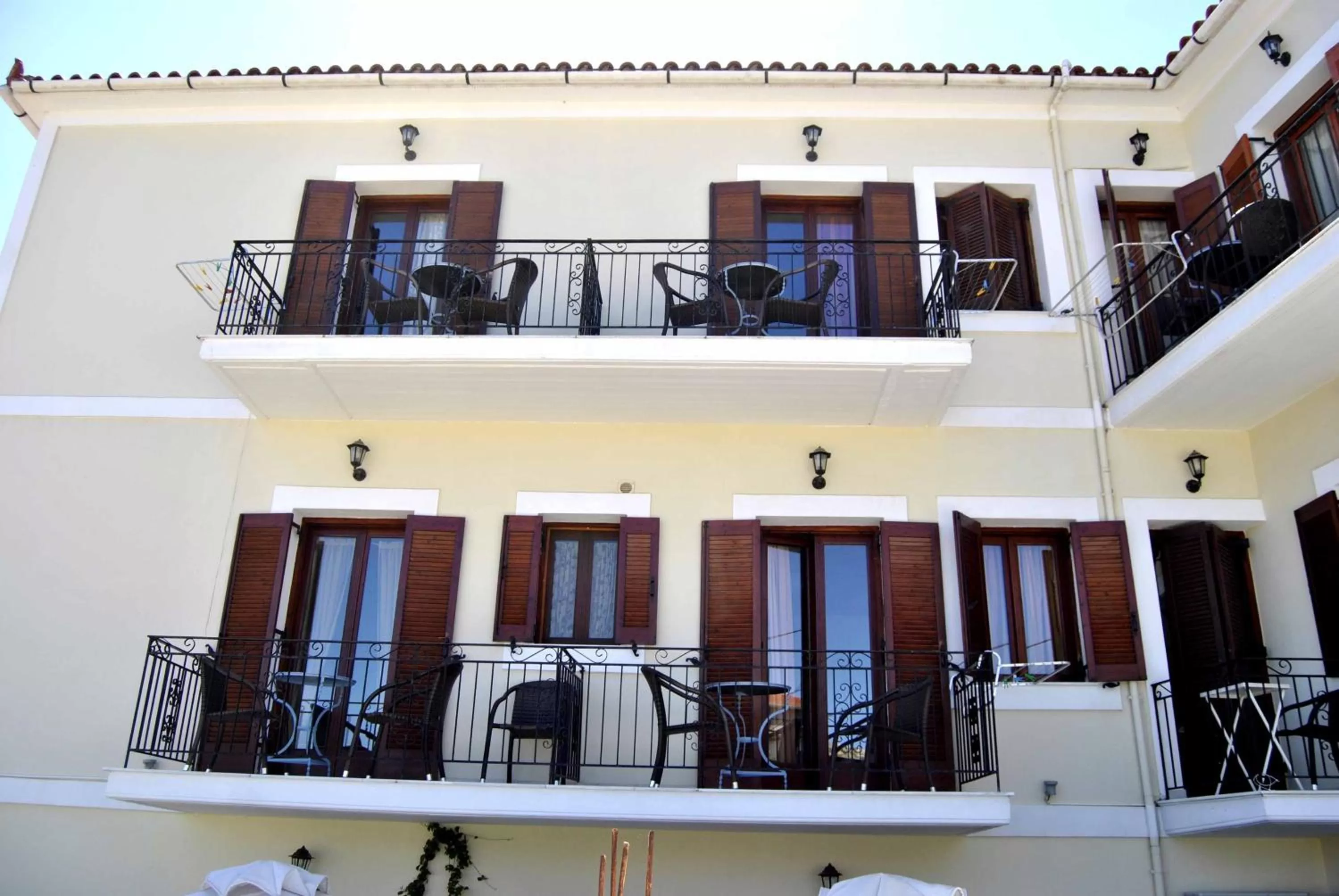 Facade/entrance in Filoxenia Studios