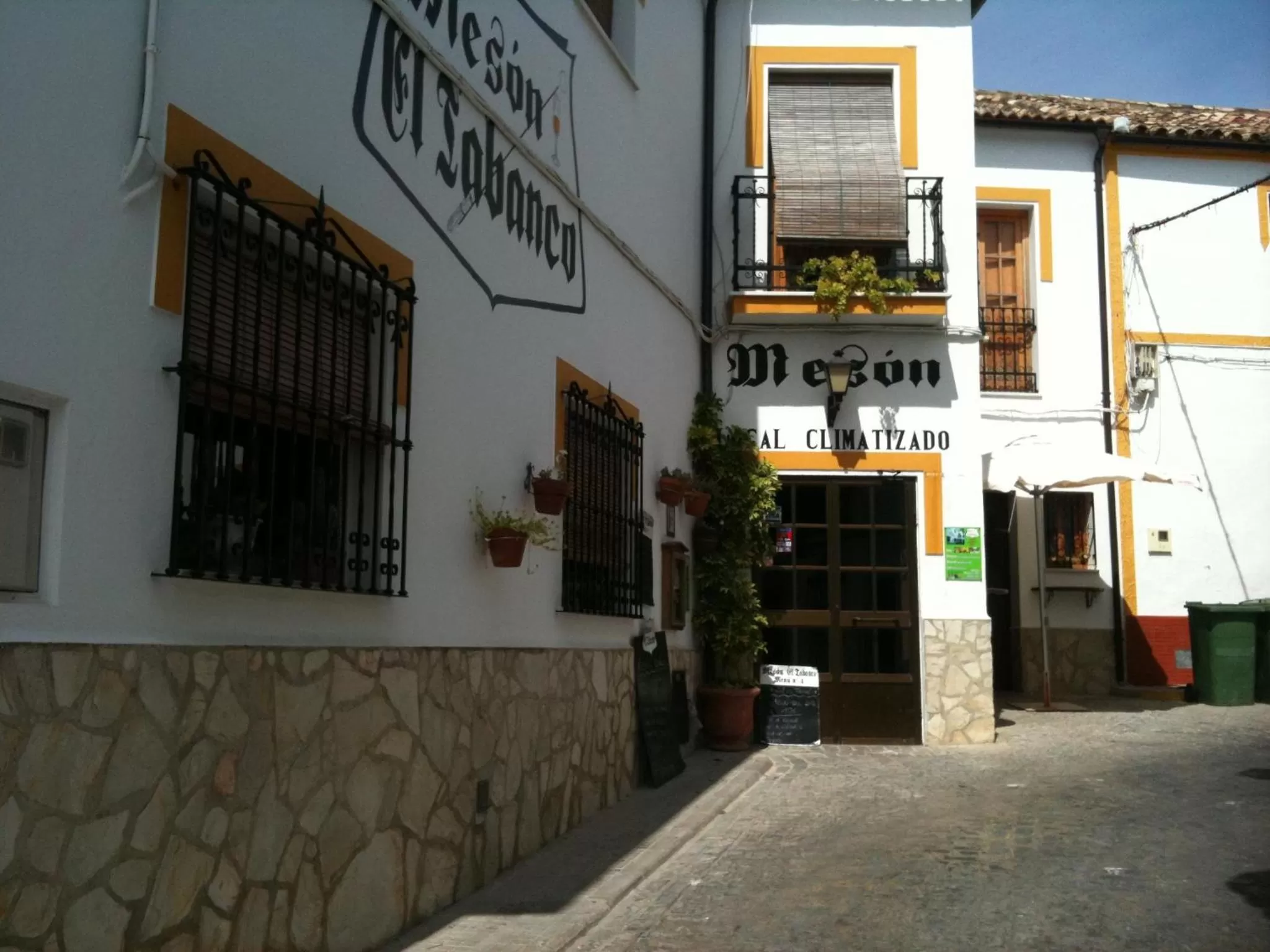 Facade/entrance, Property Building in Hotel El Tabanco
