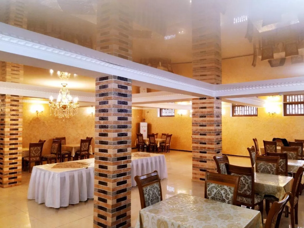 Restaurant/places to eat in Hotel Euro Asia Khiva in Ichan Qala