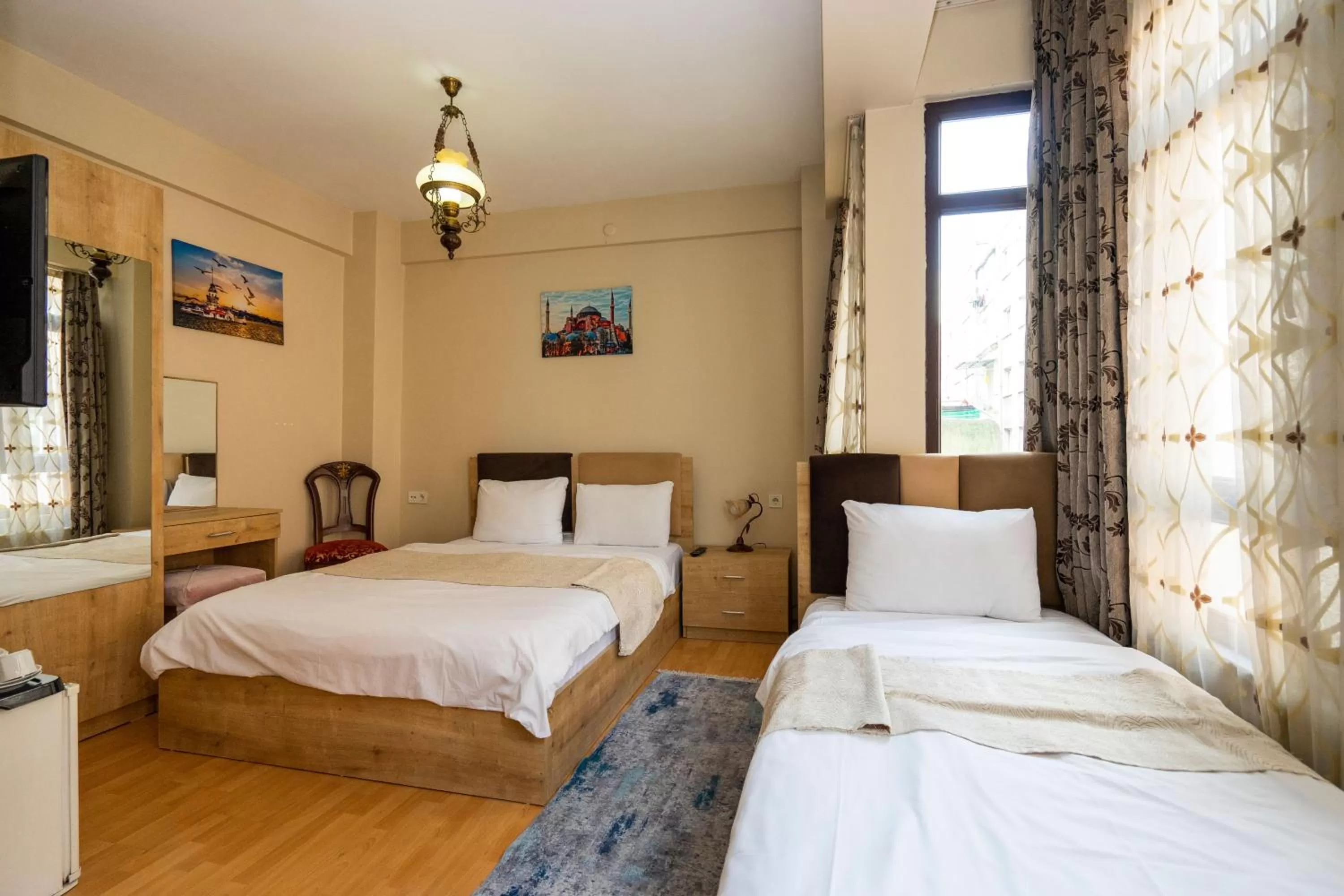 Bed in Gedikpasa Family