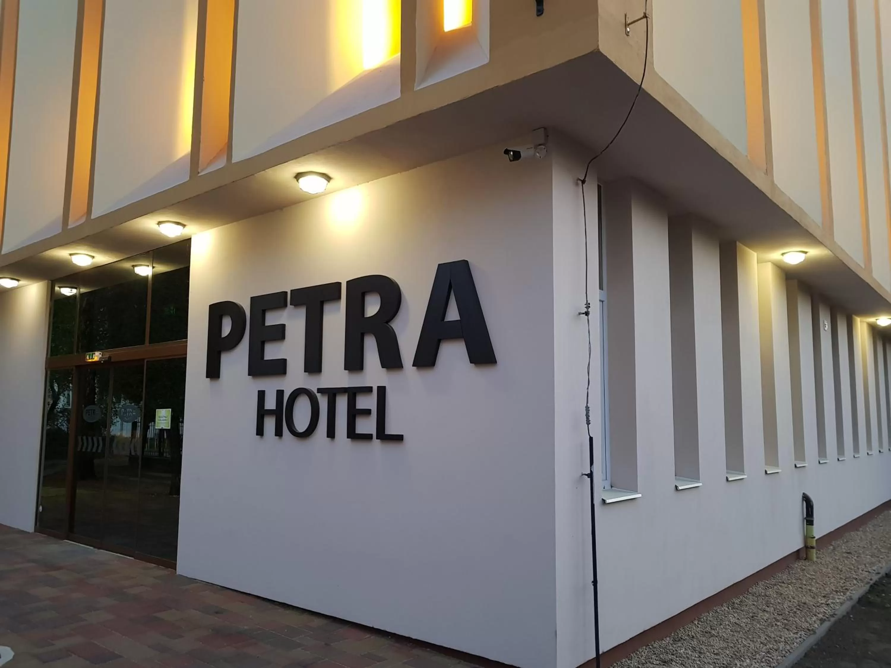 Facade/entrance, Property Logo/Sign in Petra Hotel