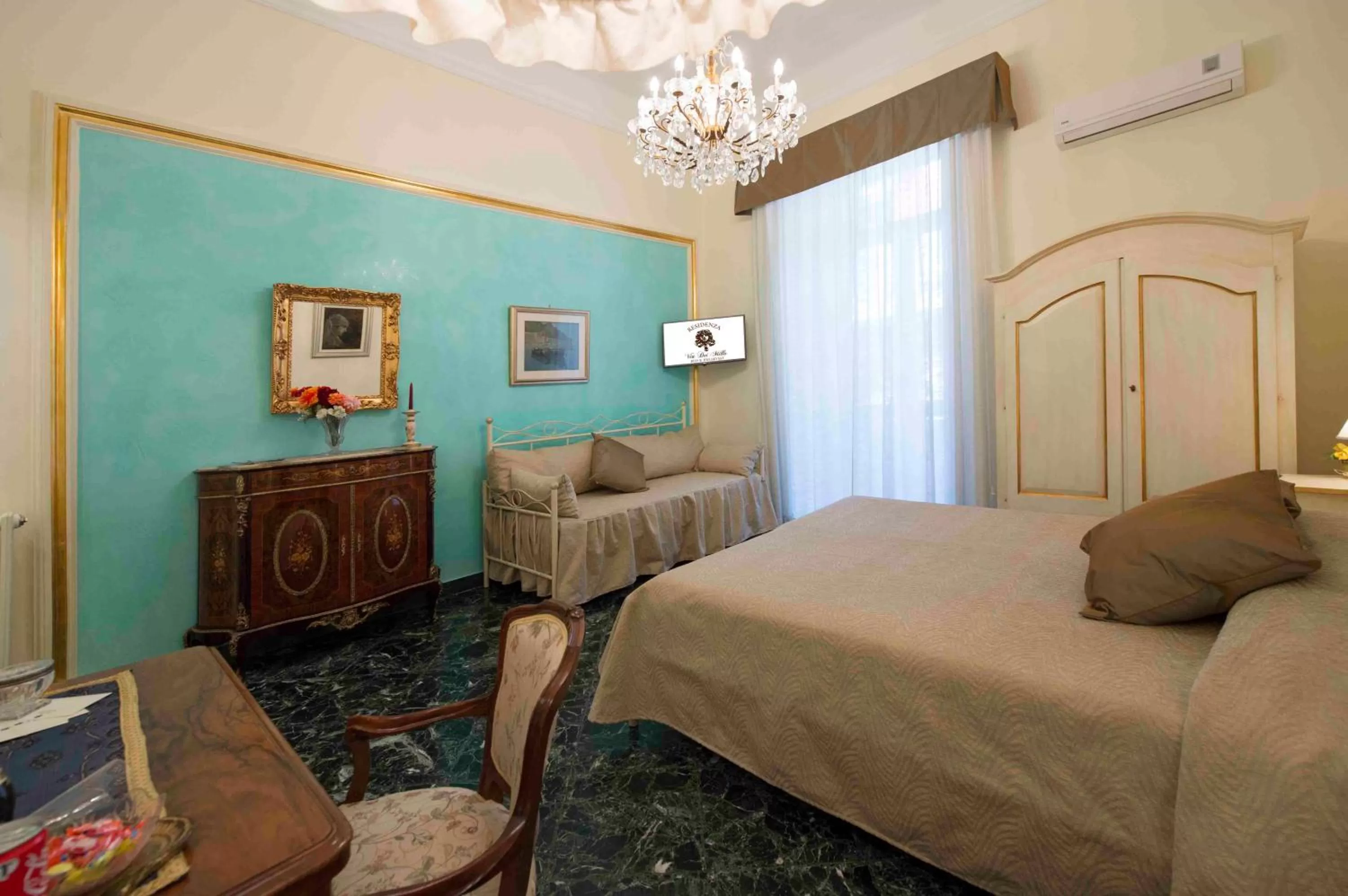 Photo of the whole room, Bed in B&B Residenza Via Dei Mille