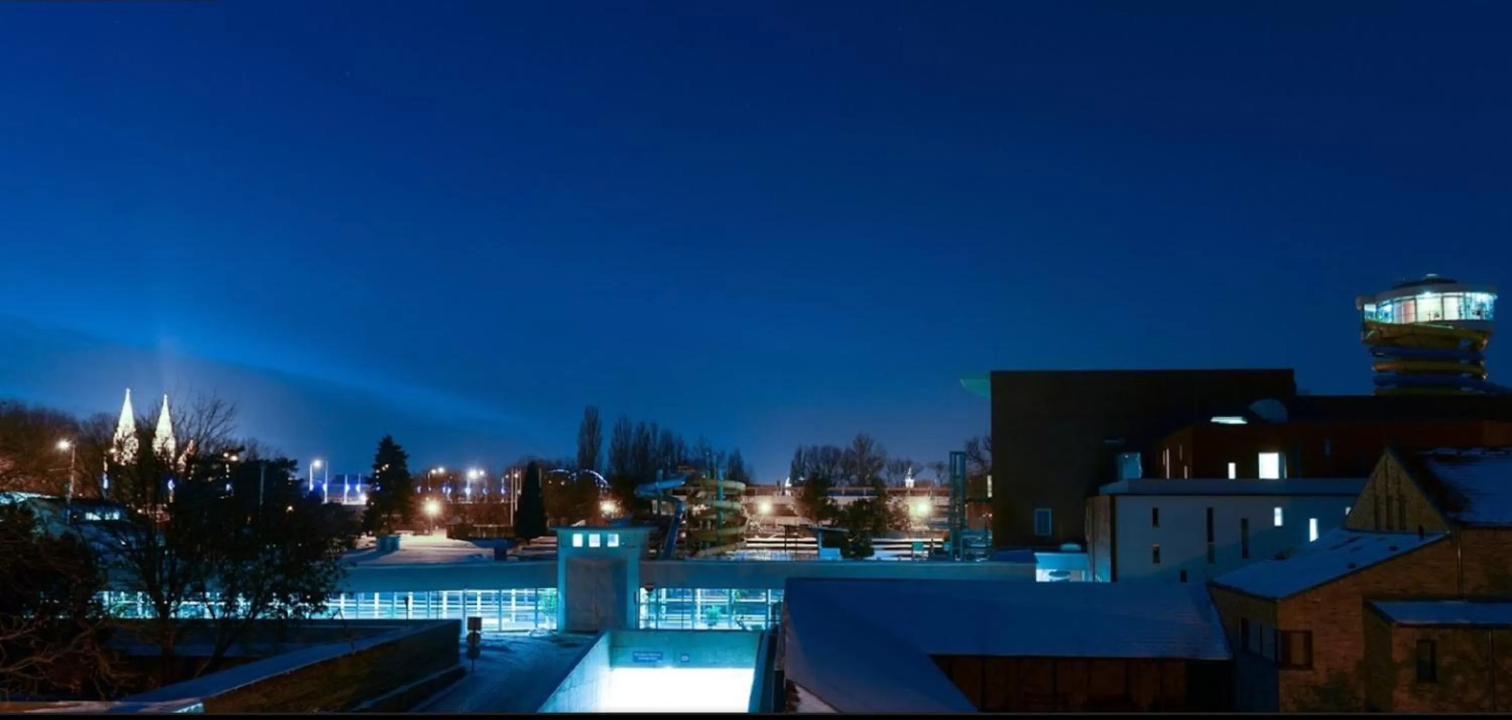 Balcony/Terrace, Swimming Pool in Maya Panzio