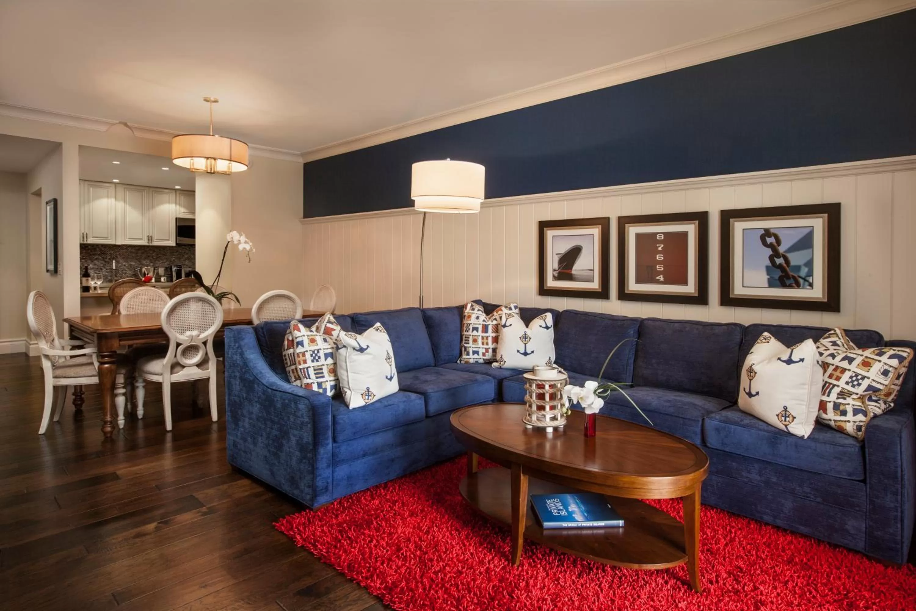 Living room in Opal Grand Oceanfront Resort & Spa