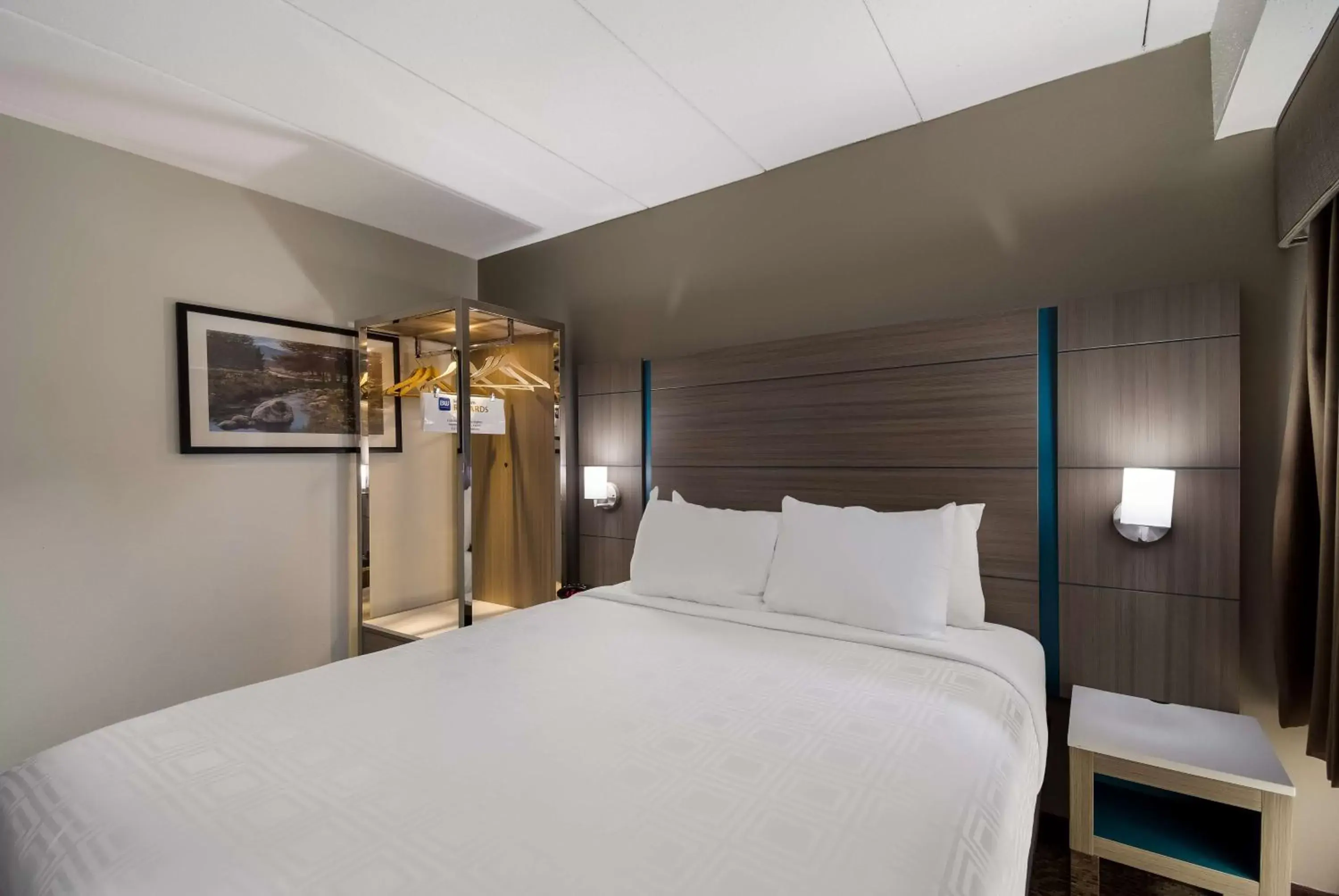 Small Room with One Double Room - Non-Smoking in Best Western Bemidji Small Room with One Double Room - Non-Smoking in Best Western Bemidji