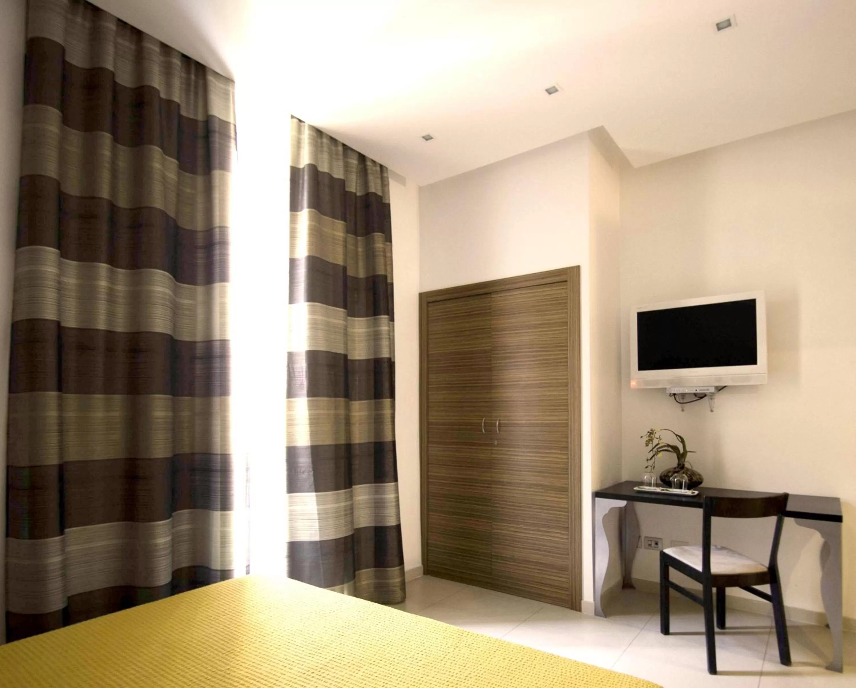 TV and multimedia, Bed in Interno 5 B&B