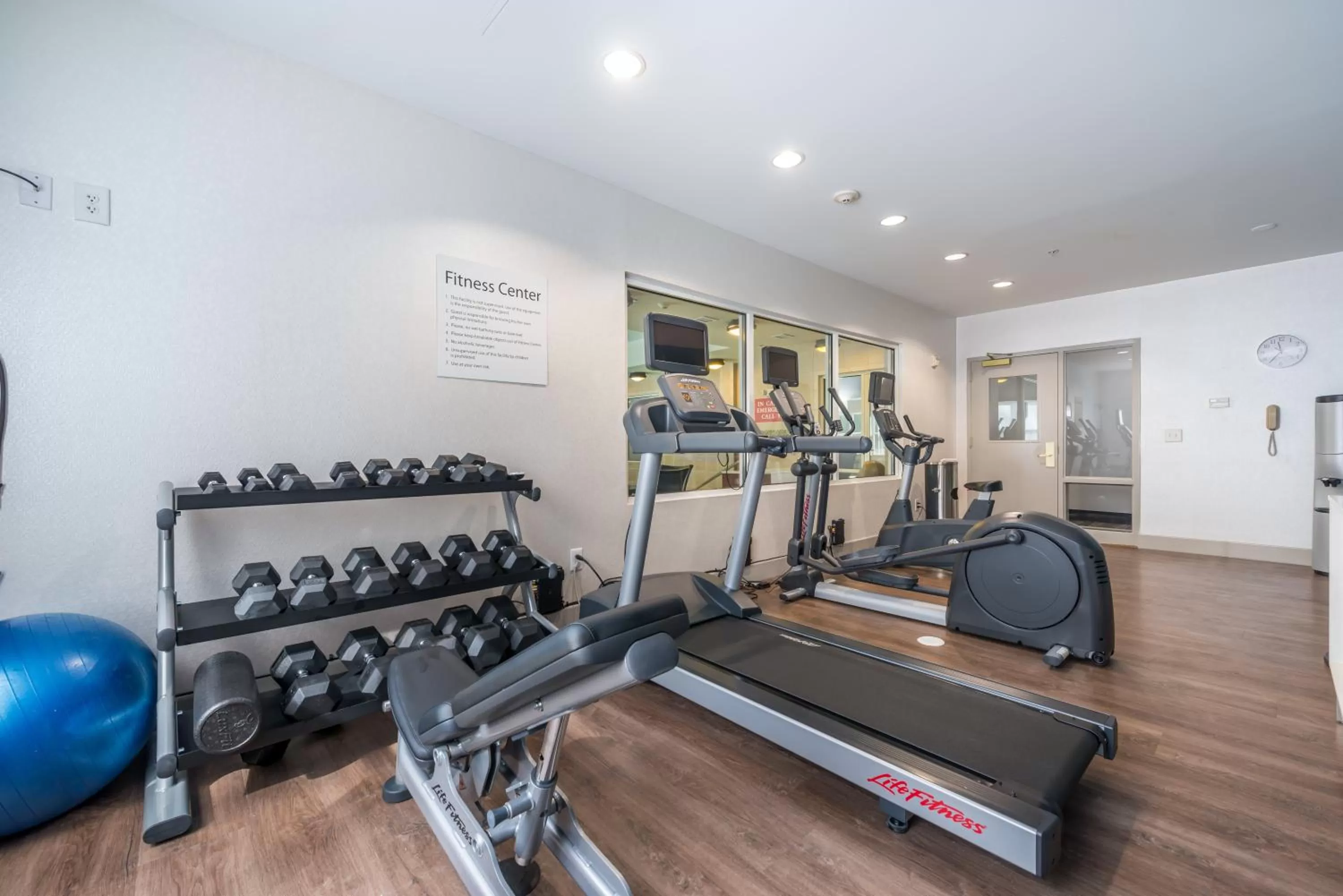 Fitness centre/facilities in Holiday Inn Express Hotel & Suites Lagrange I-85 by IHG