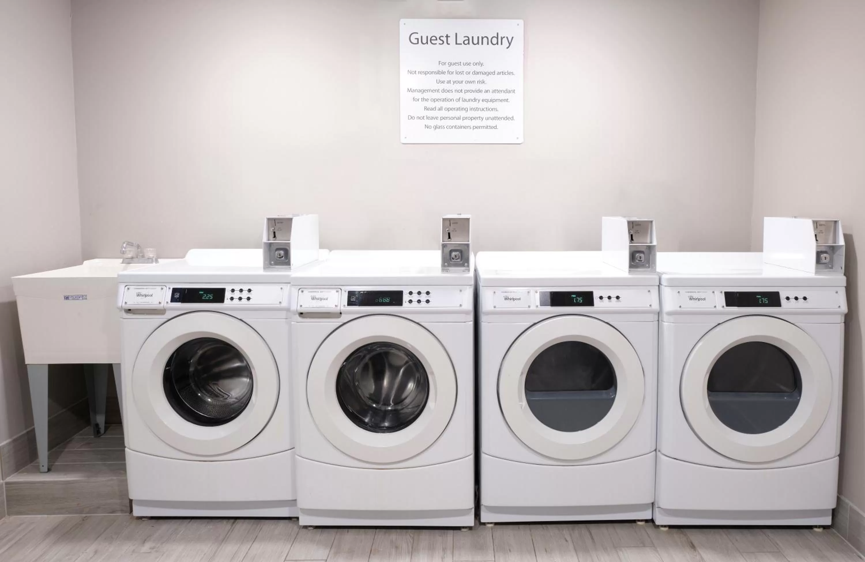 Property building in Comfort Inn & Suites Pottstown Eastern Gateway