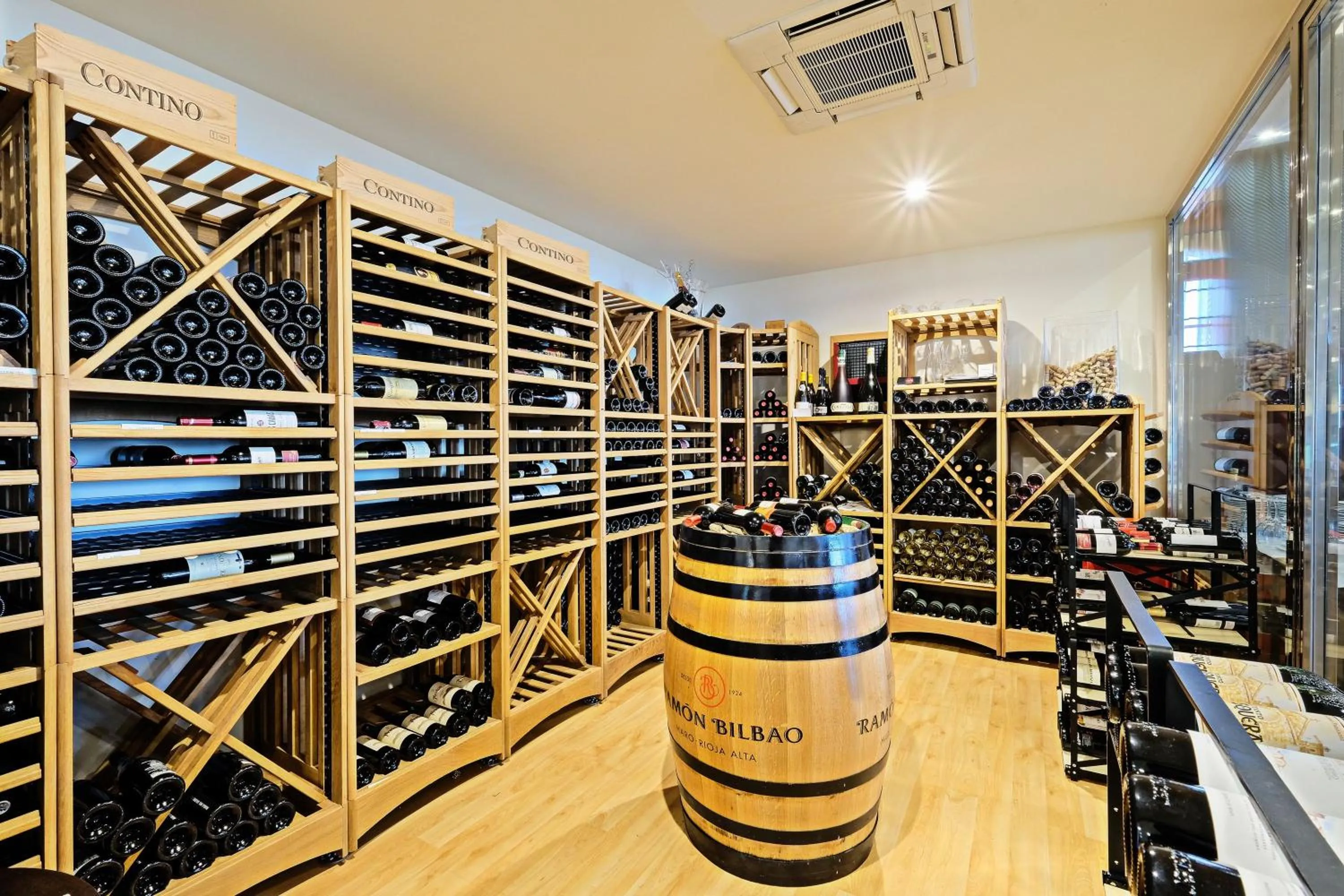 Decorative detail in Envía Almería Apartments Spa & Golf