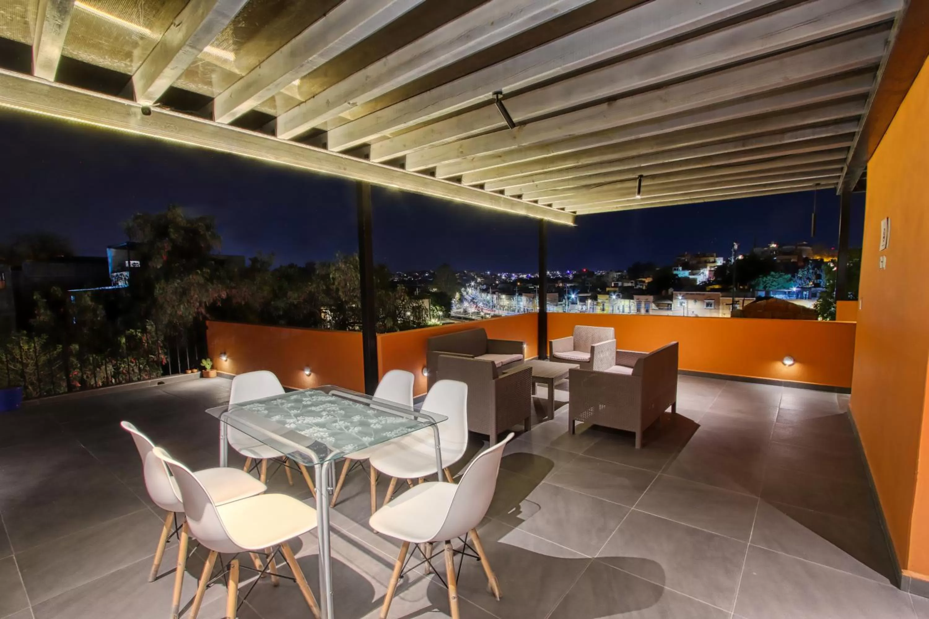 Off site in El Secreto