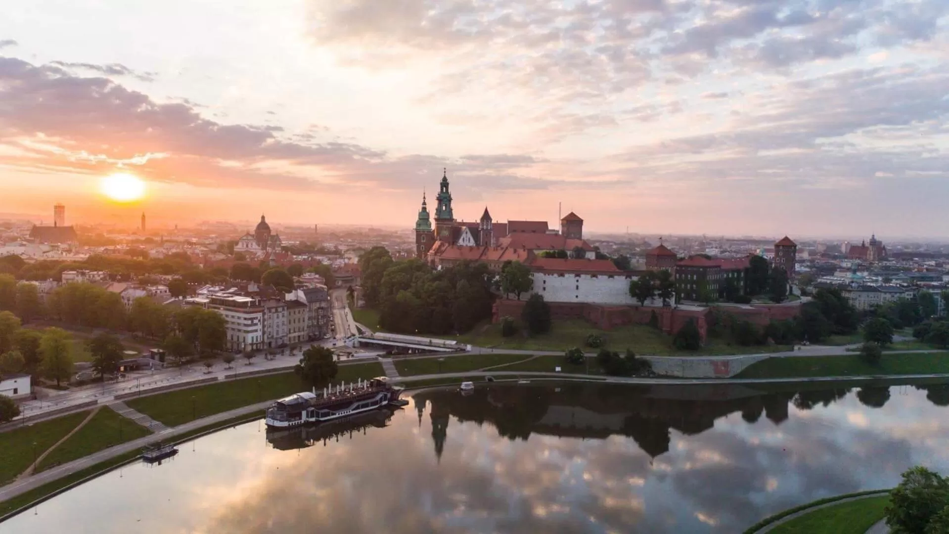 Neighbourhood in Riverside Aparthotel Cracow