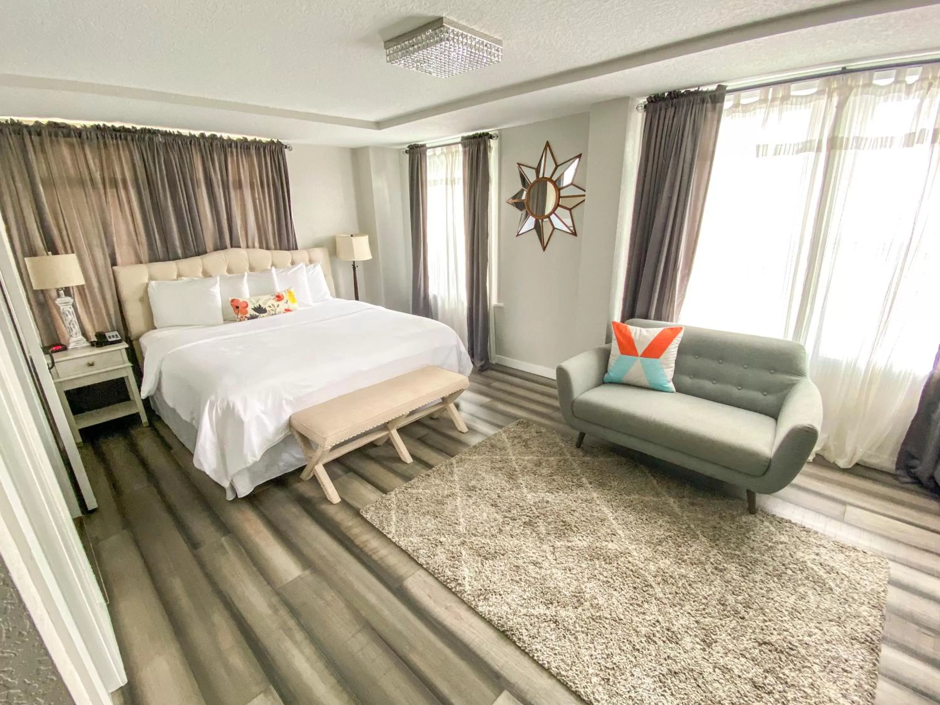 Bed in Artisan Downtown