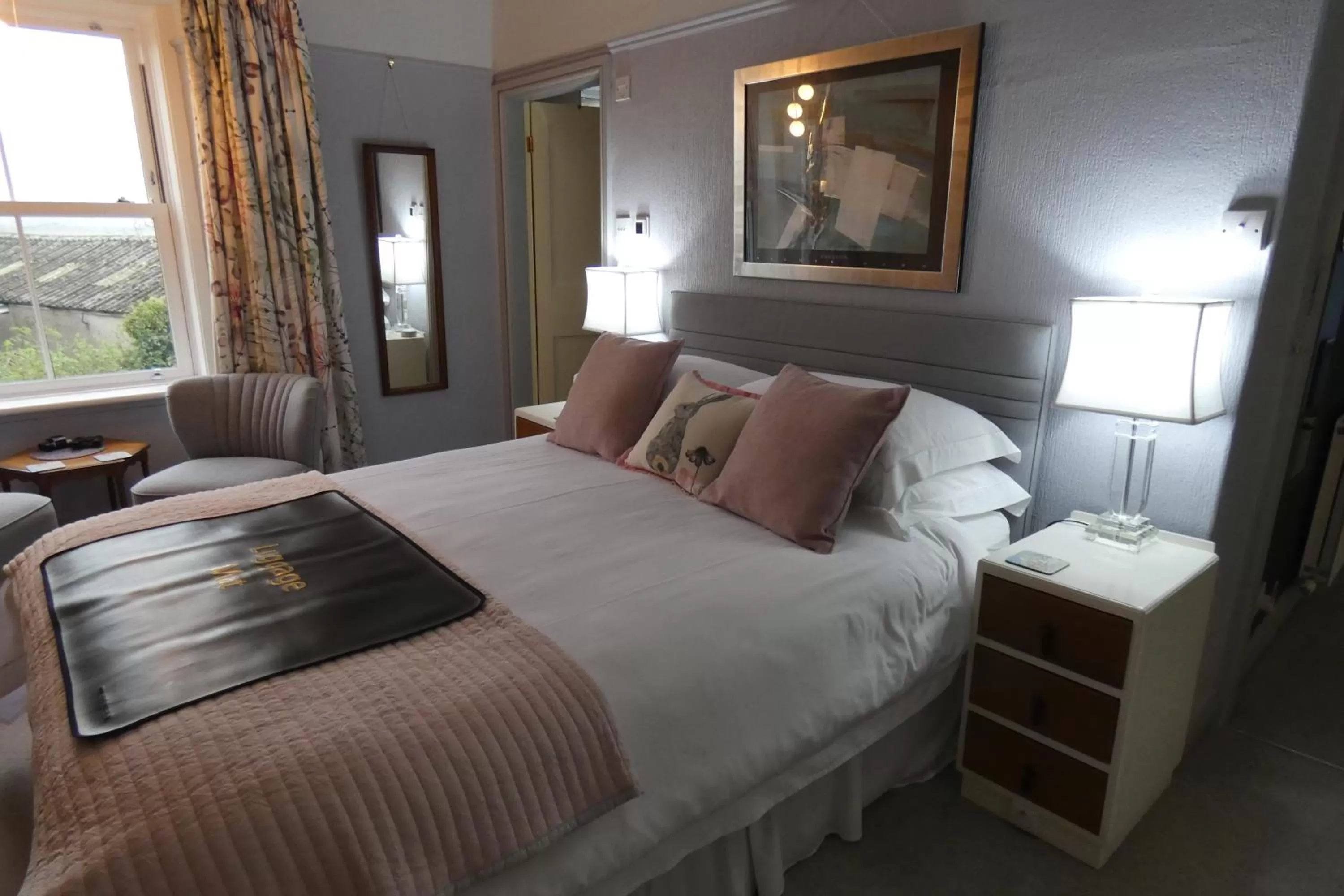 Bedroom, Bed in Kentwood Guest House