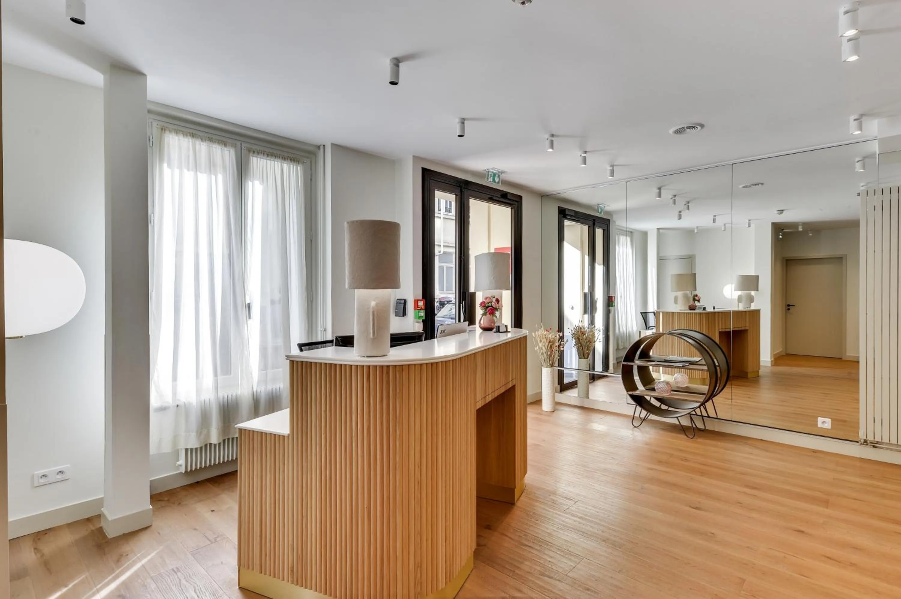 Lobby or reception in Hôtel Alexandrine Opera