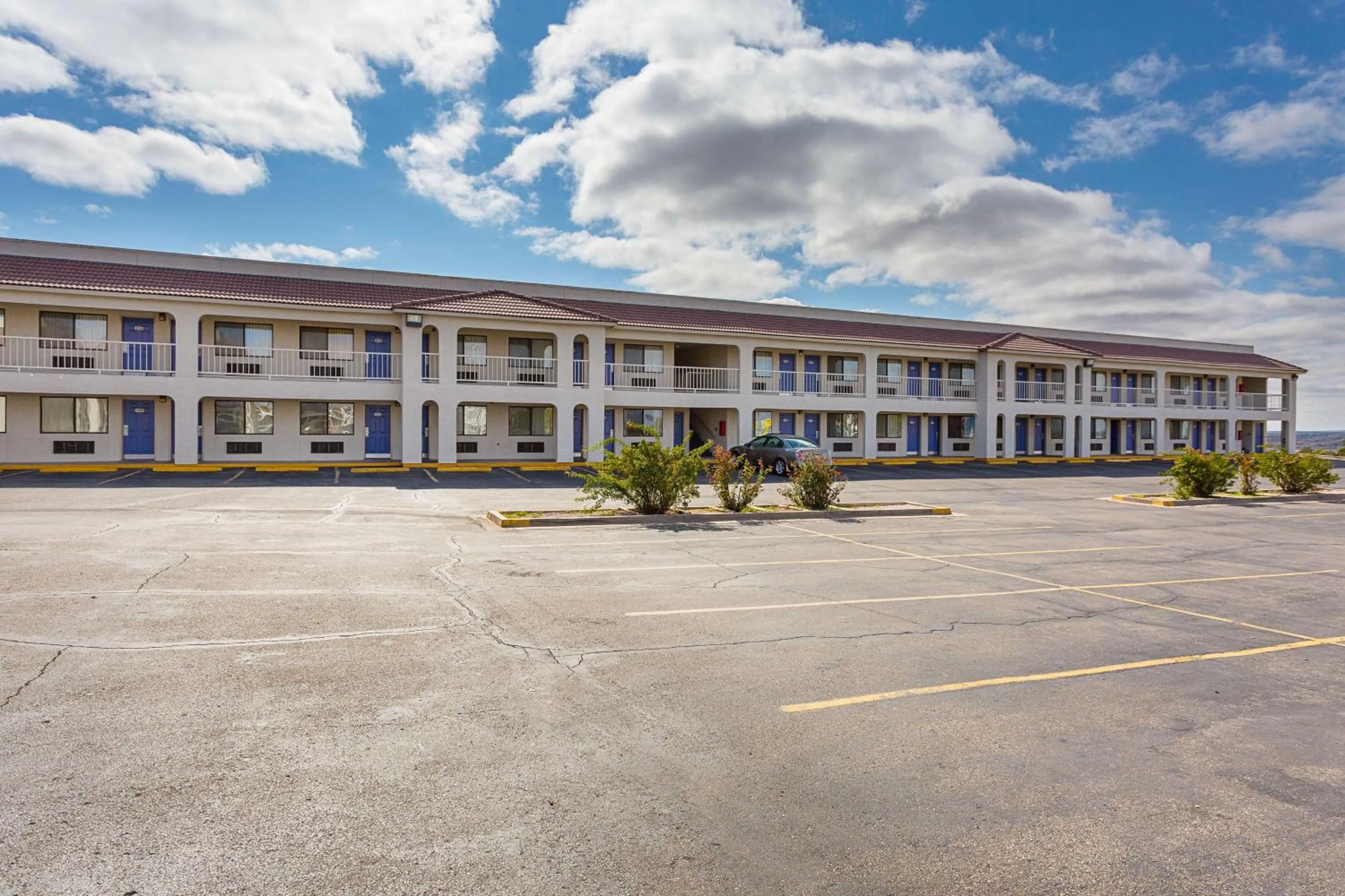 Property building in Rodeway Inn Santa Rosa