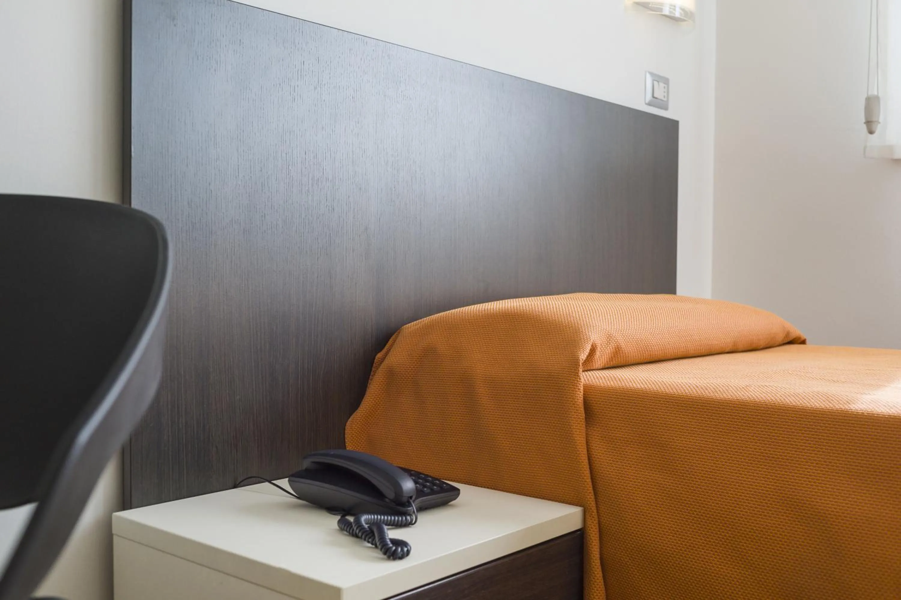 Photo of the whole room in Hotel Sharing