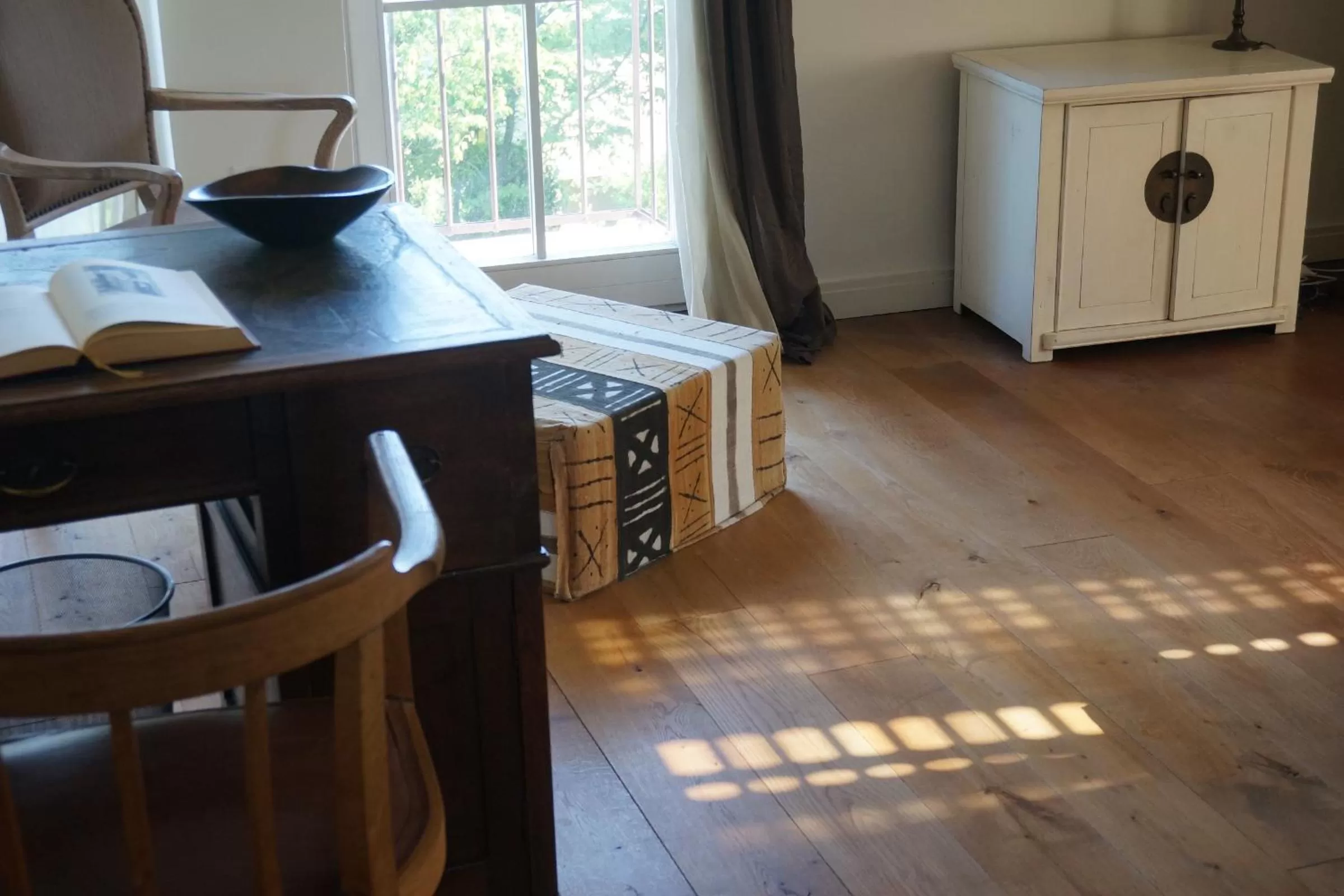 Bedroom, Dining Area in Embassy Row BnB