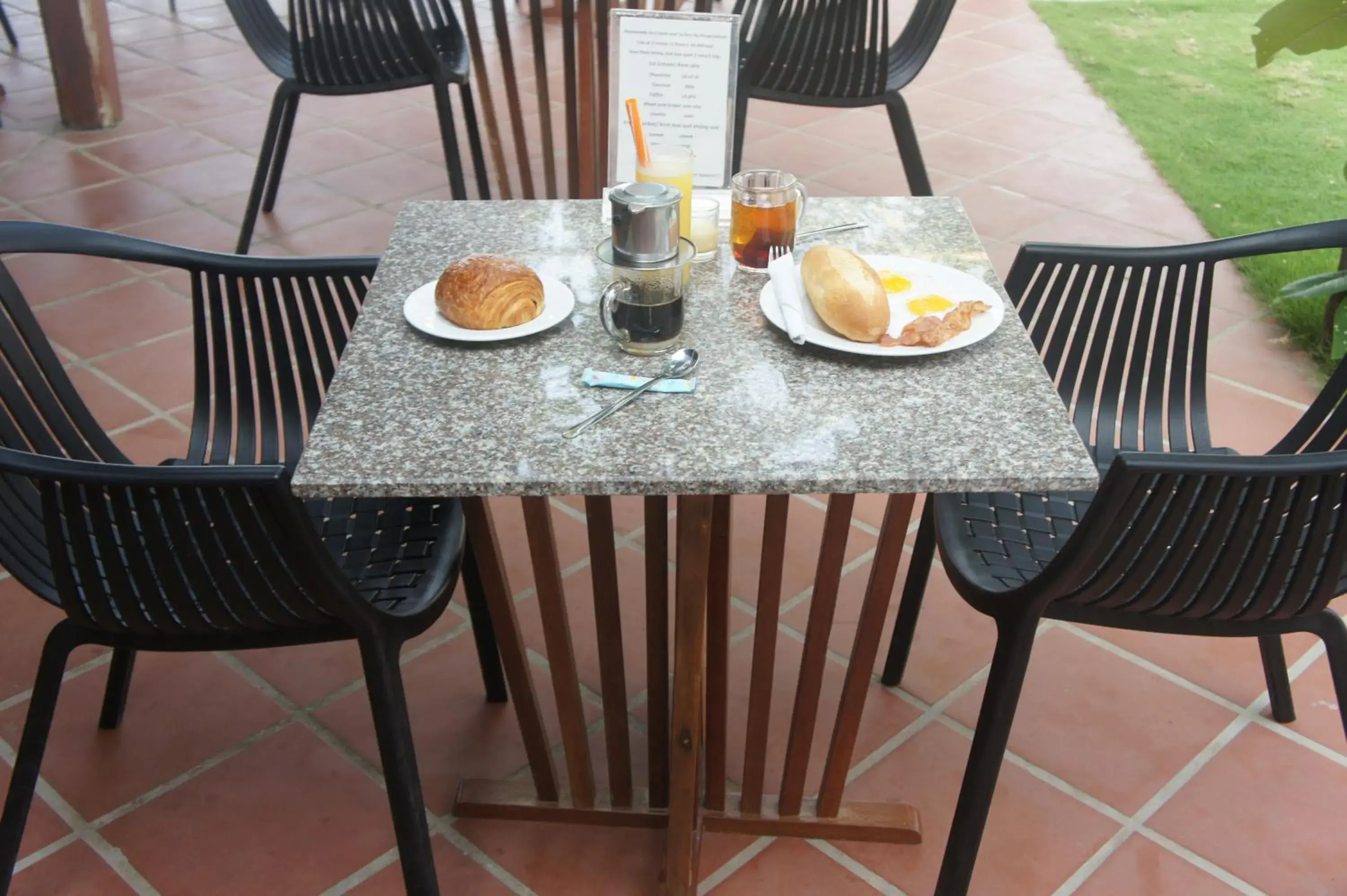 Standard Double Room with Fan in Phu Quoc Kim - Bungalow On The Beach Standard Double Room with Fan in Phu Quoc Kim - Bungalow On The Beach