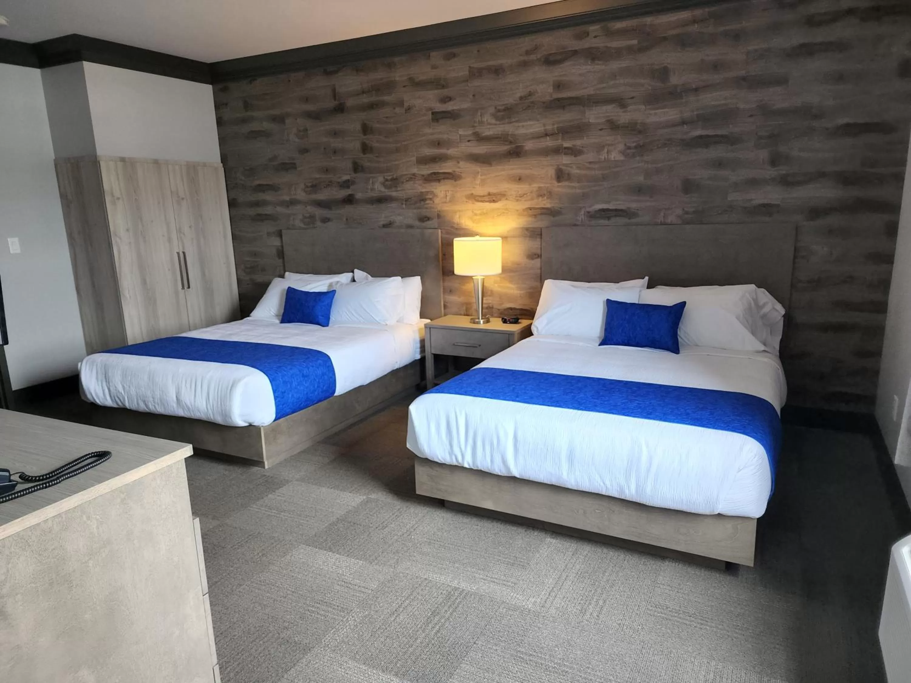 Quadruple Room in Razoolies Inn