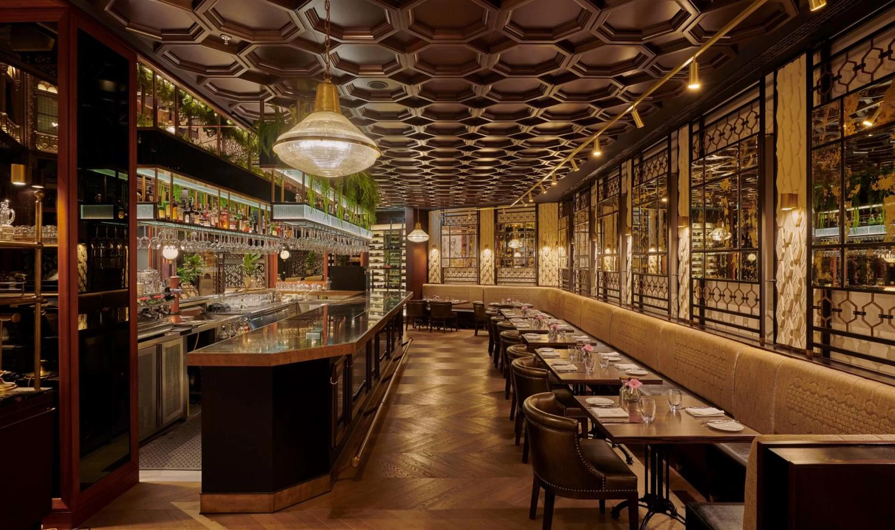 Restaurant/places to eat in Párisi Udvar Hotel Budapest, part of Hyatt