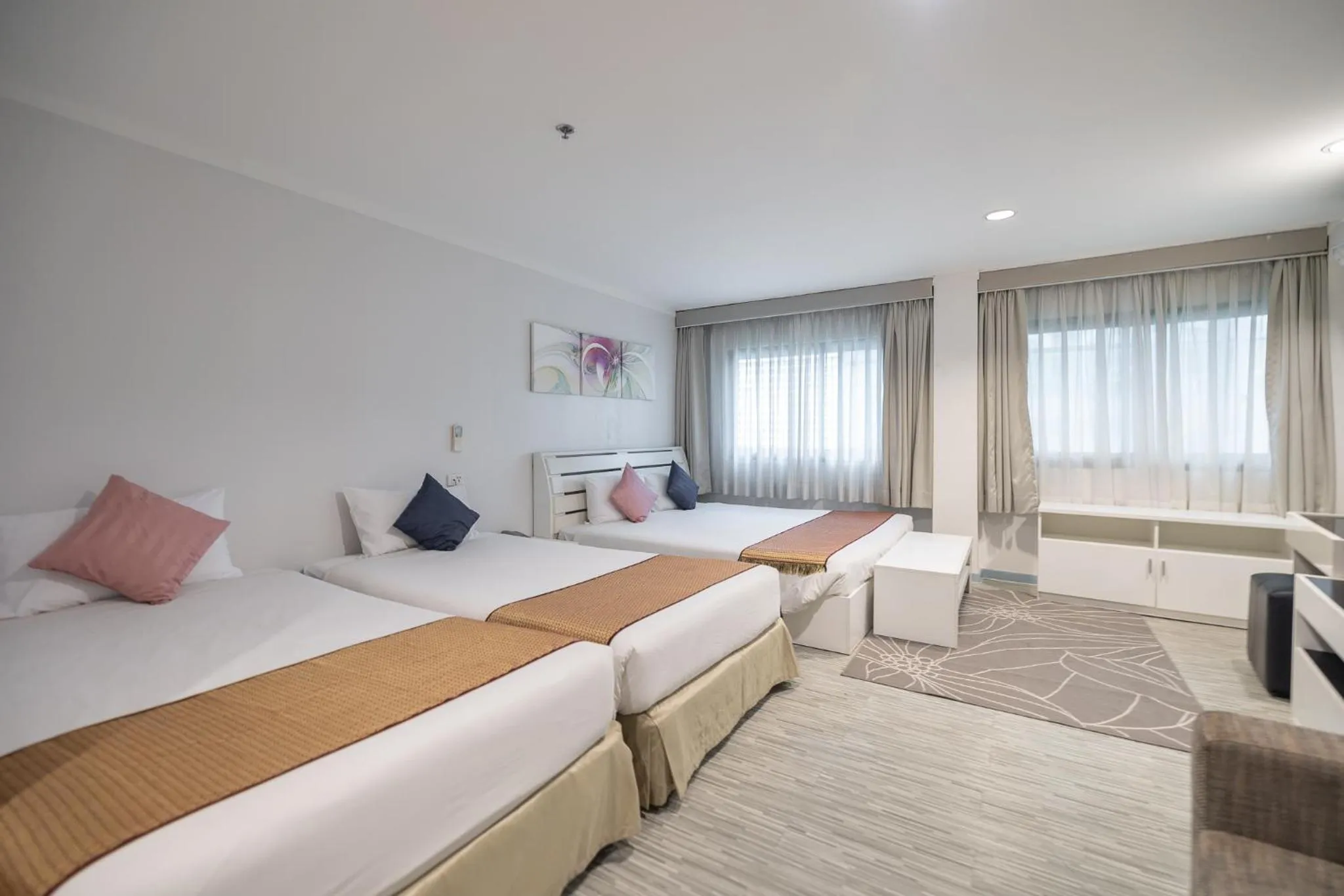 Bed in Pratunam City Inn