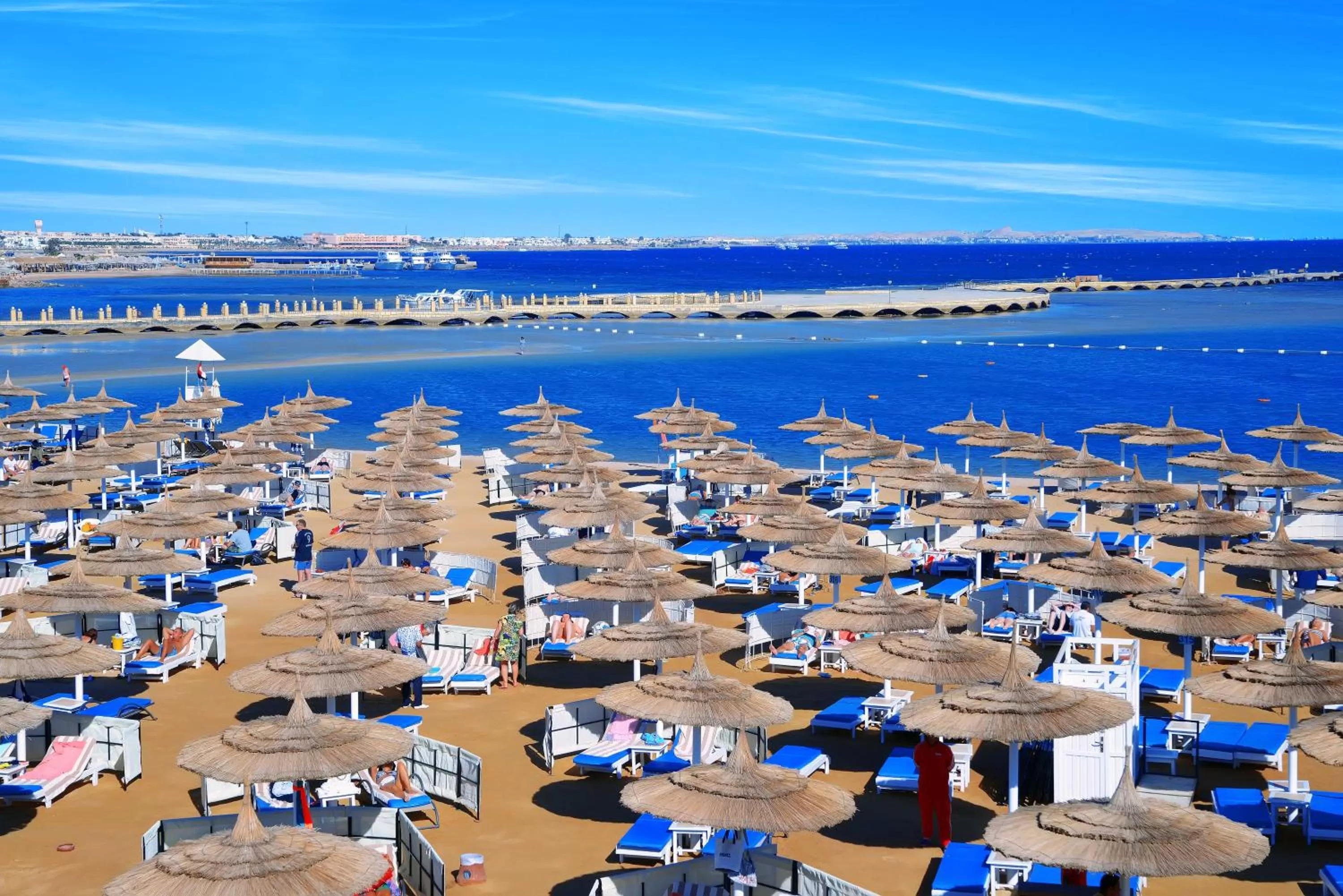 Beach in Pickalbatros Jungle Aqua Park - Neverland Hurghada