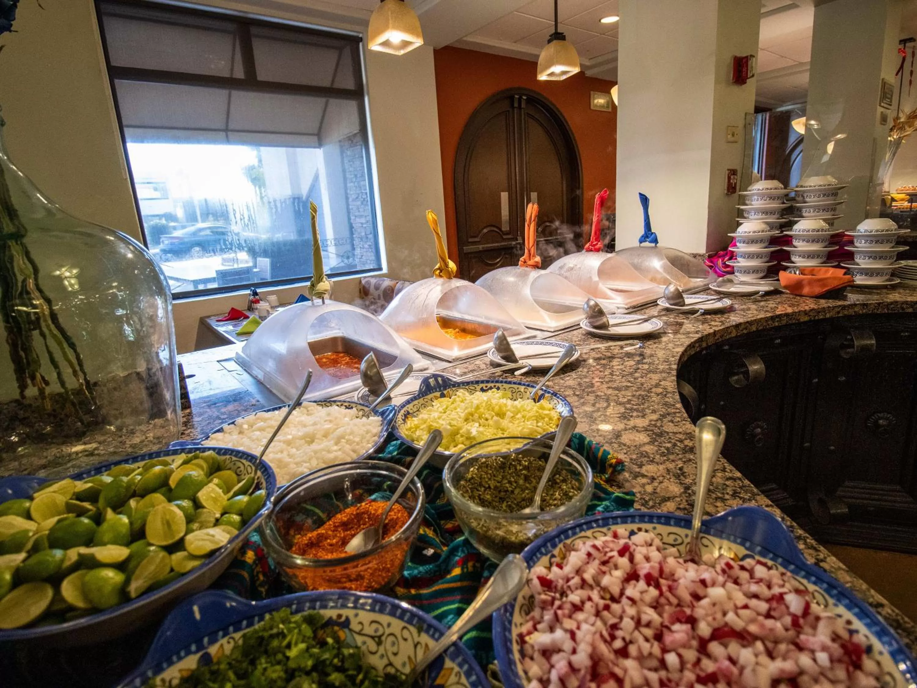 Restaurant/places to eat in Hotel Araiza Mexicali