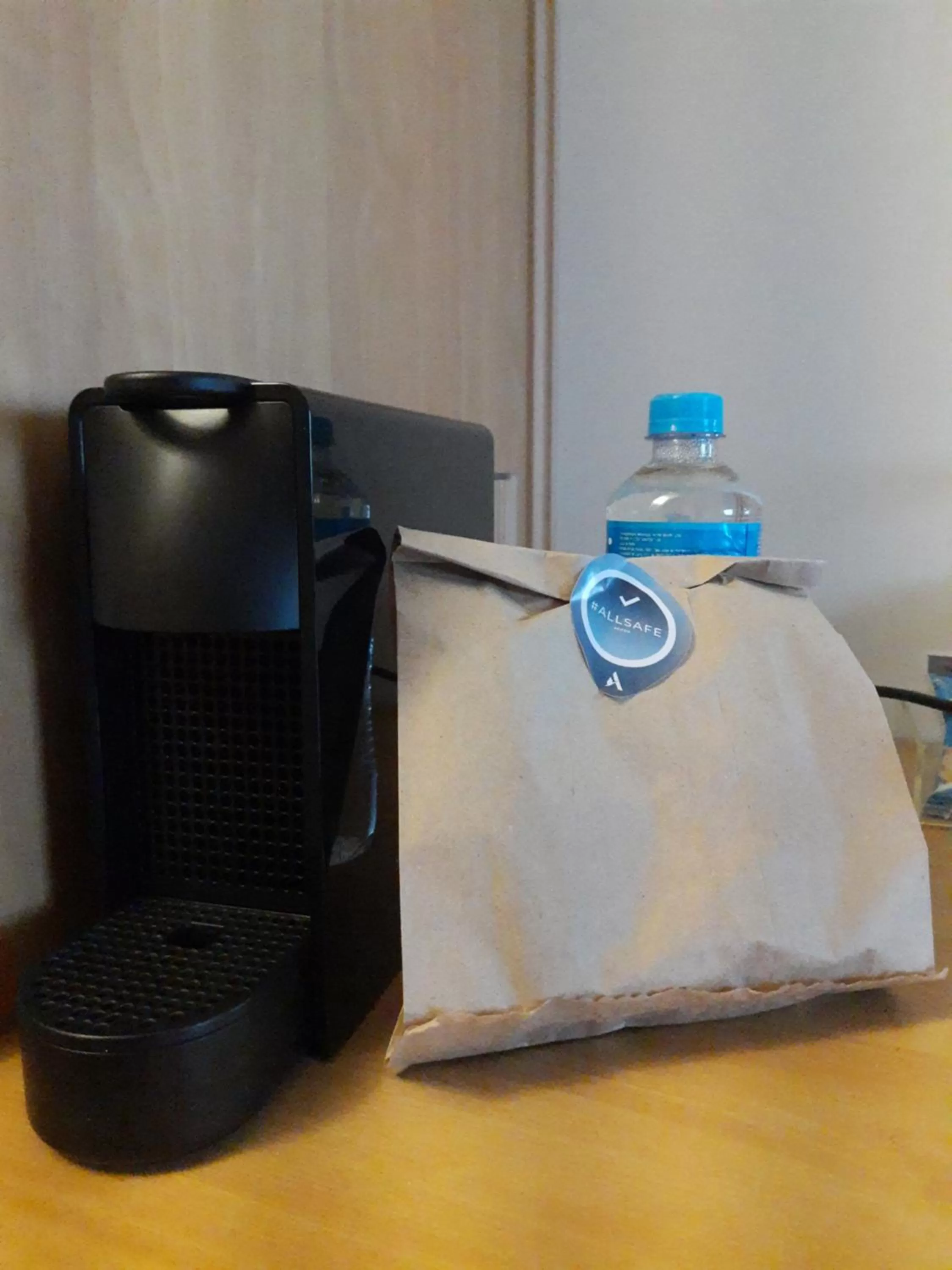 Coffee/tea facilities in Novotel Porto Alegre Airport