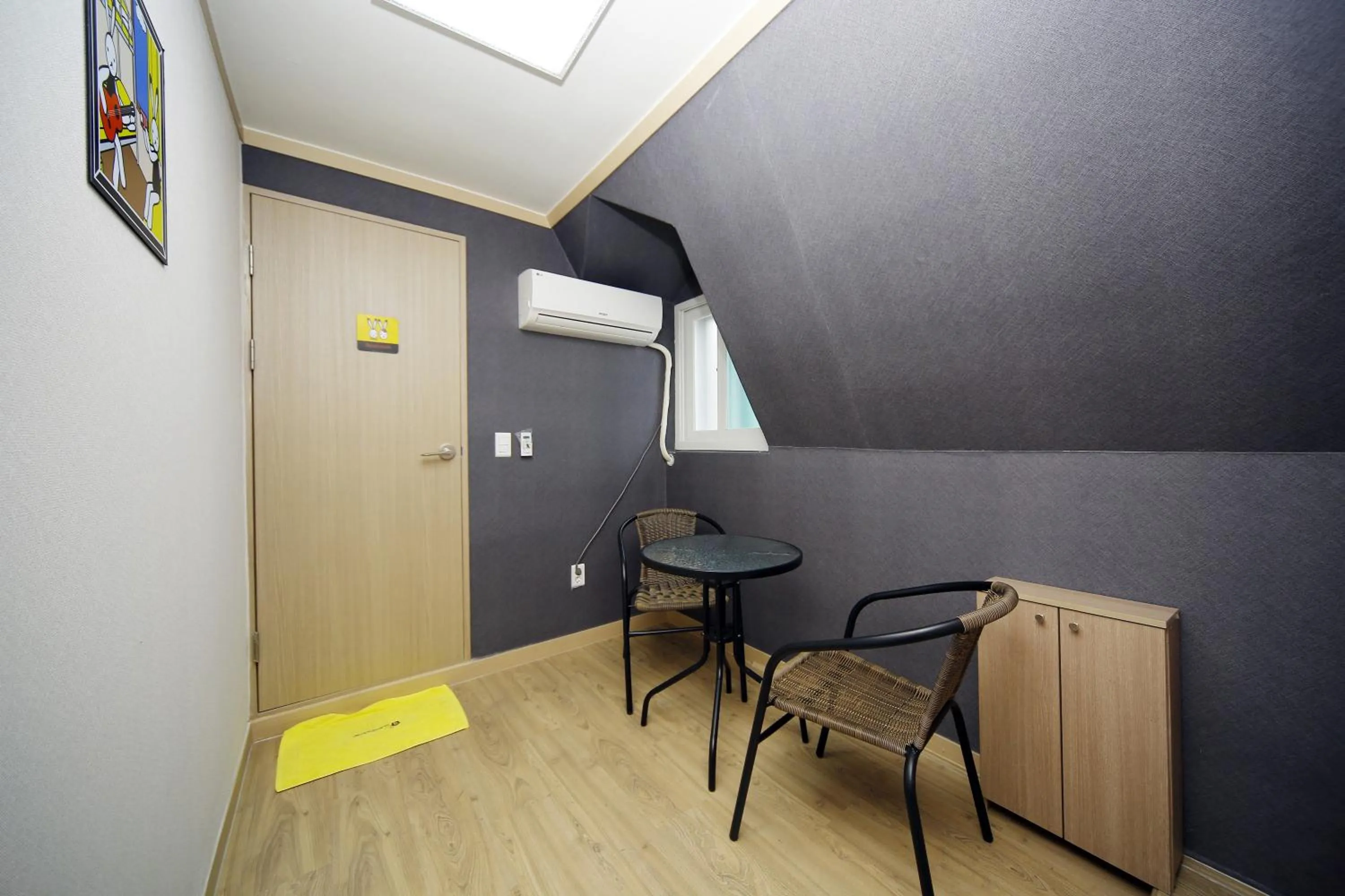 Seating area in 24 Guesthouse KyungHee University