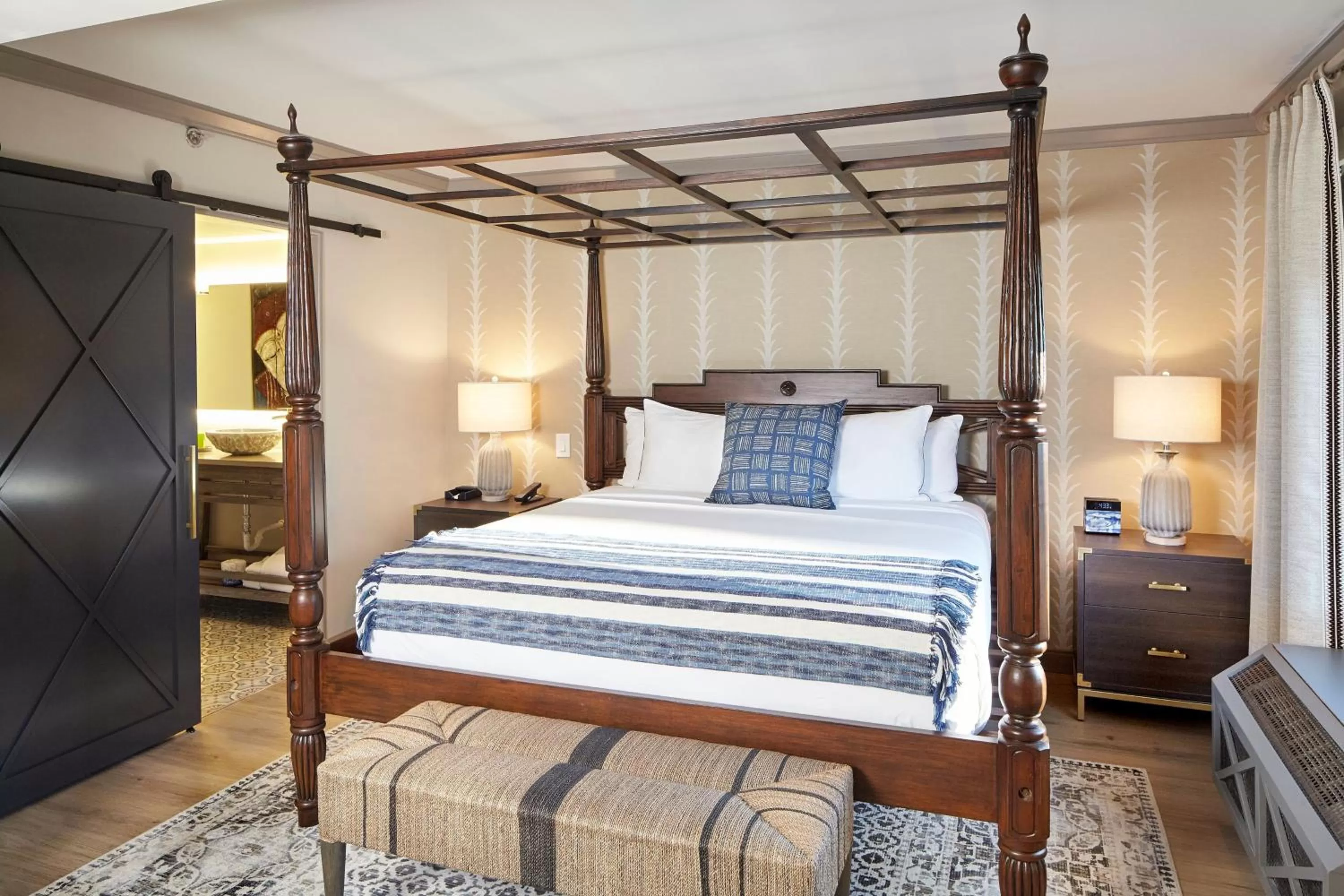 Photo of the whole room, Bed in The Burgess Hotel, Atlanta, a Tribute Portfolio Hotel