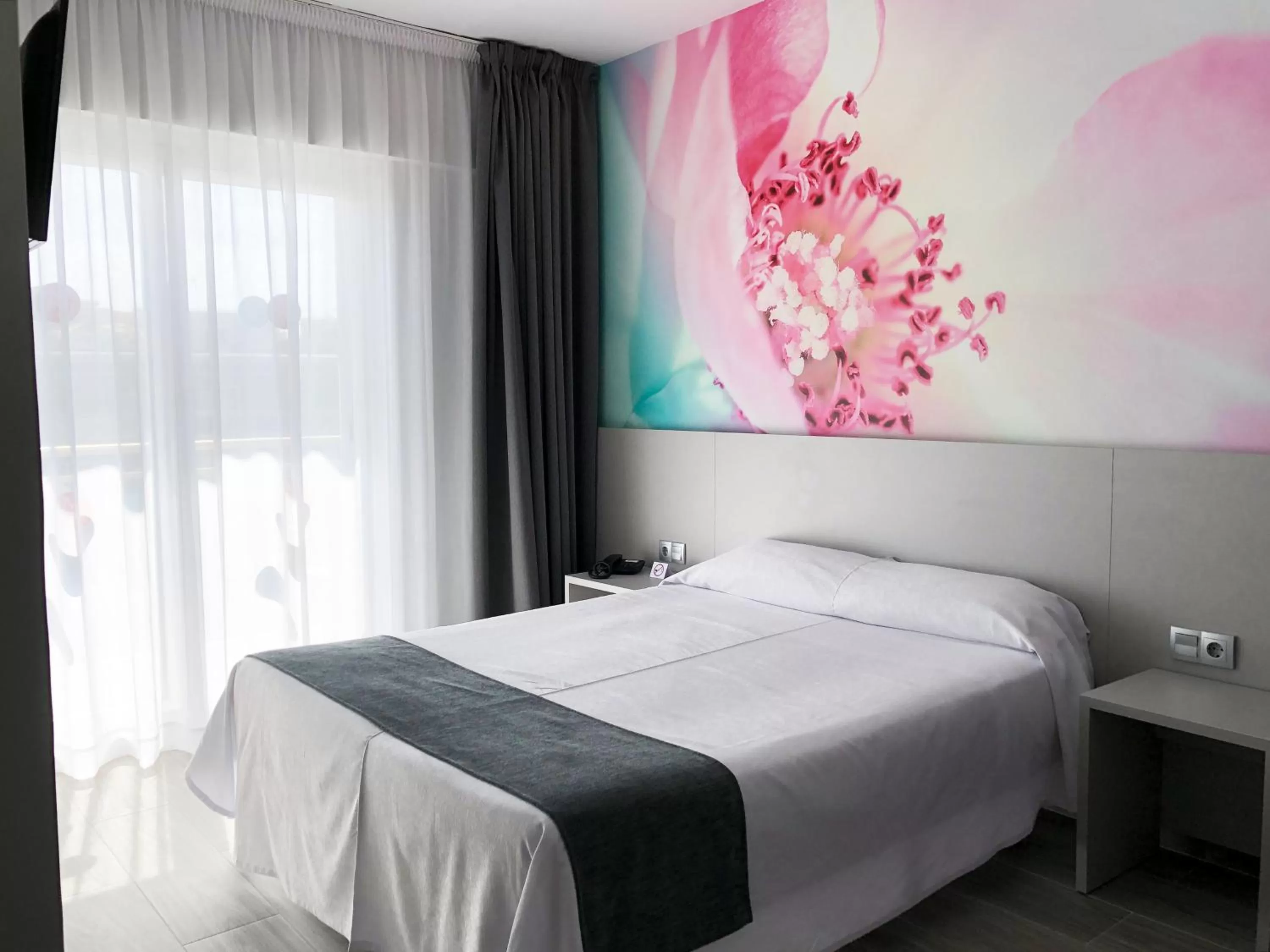 Bedroom, Bed in Hotel Maria del Mar