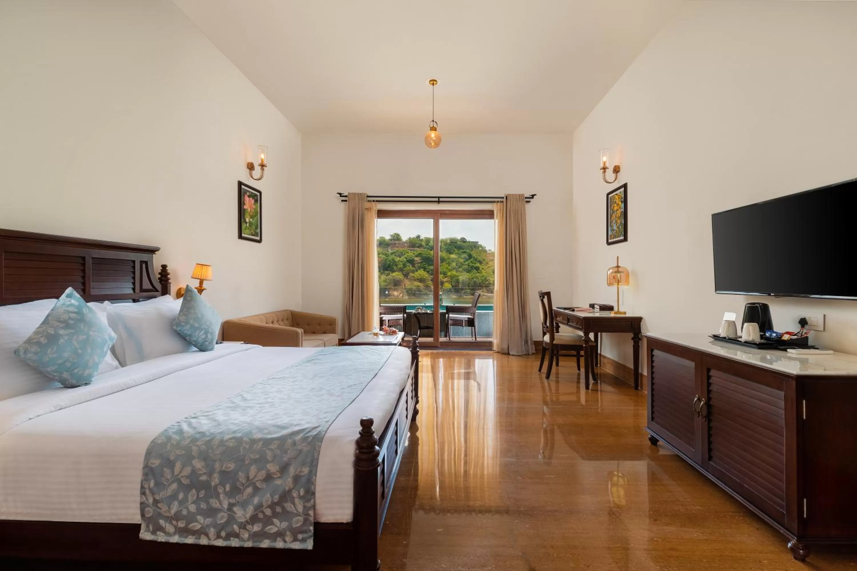 Property building, Bed in Sarasiruham Resort - Private Pool Villa in Udaipur