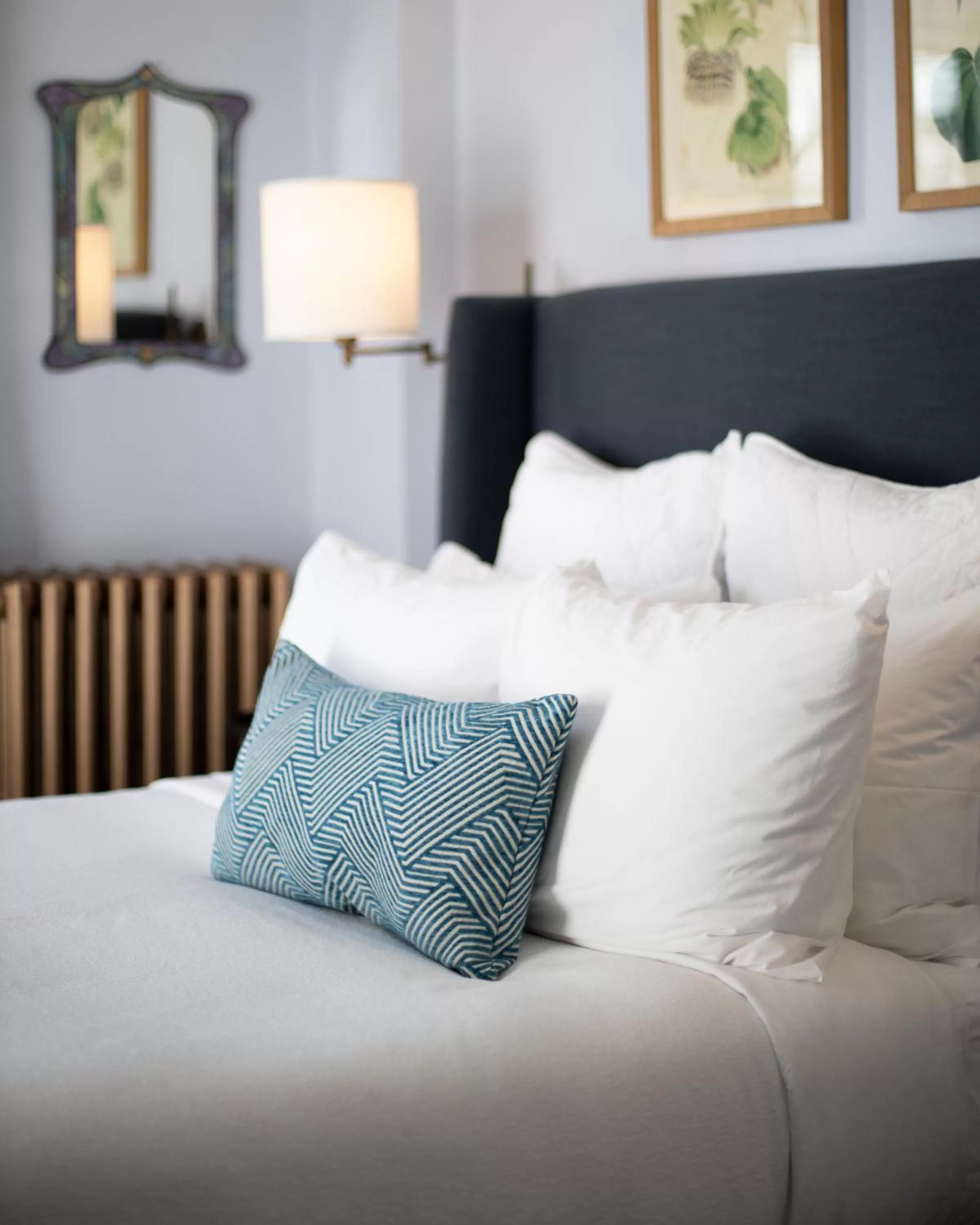 Bed in The Water Street Inn