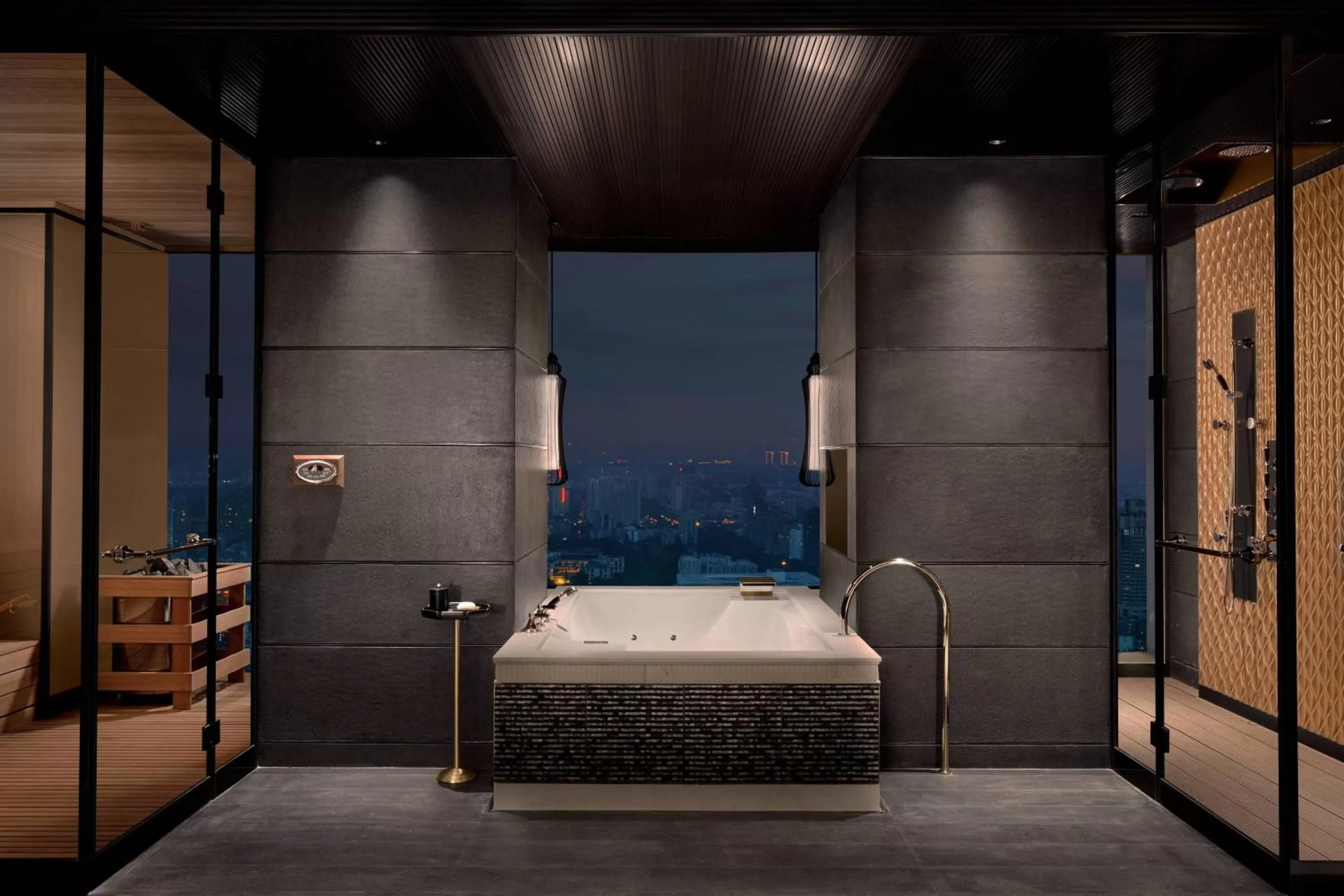 Bathroom, Bed in The Ritz-Carlton, Nanjing